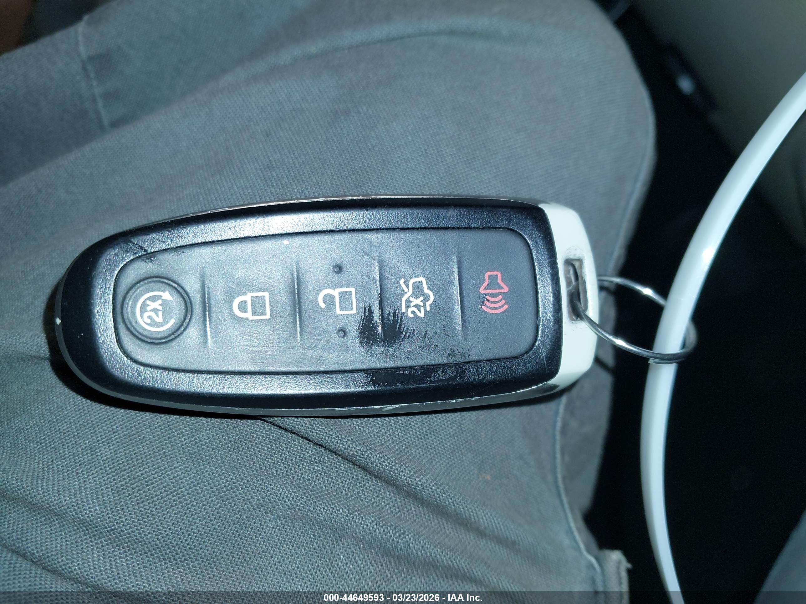 FORD TAURUS image 11
