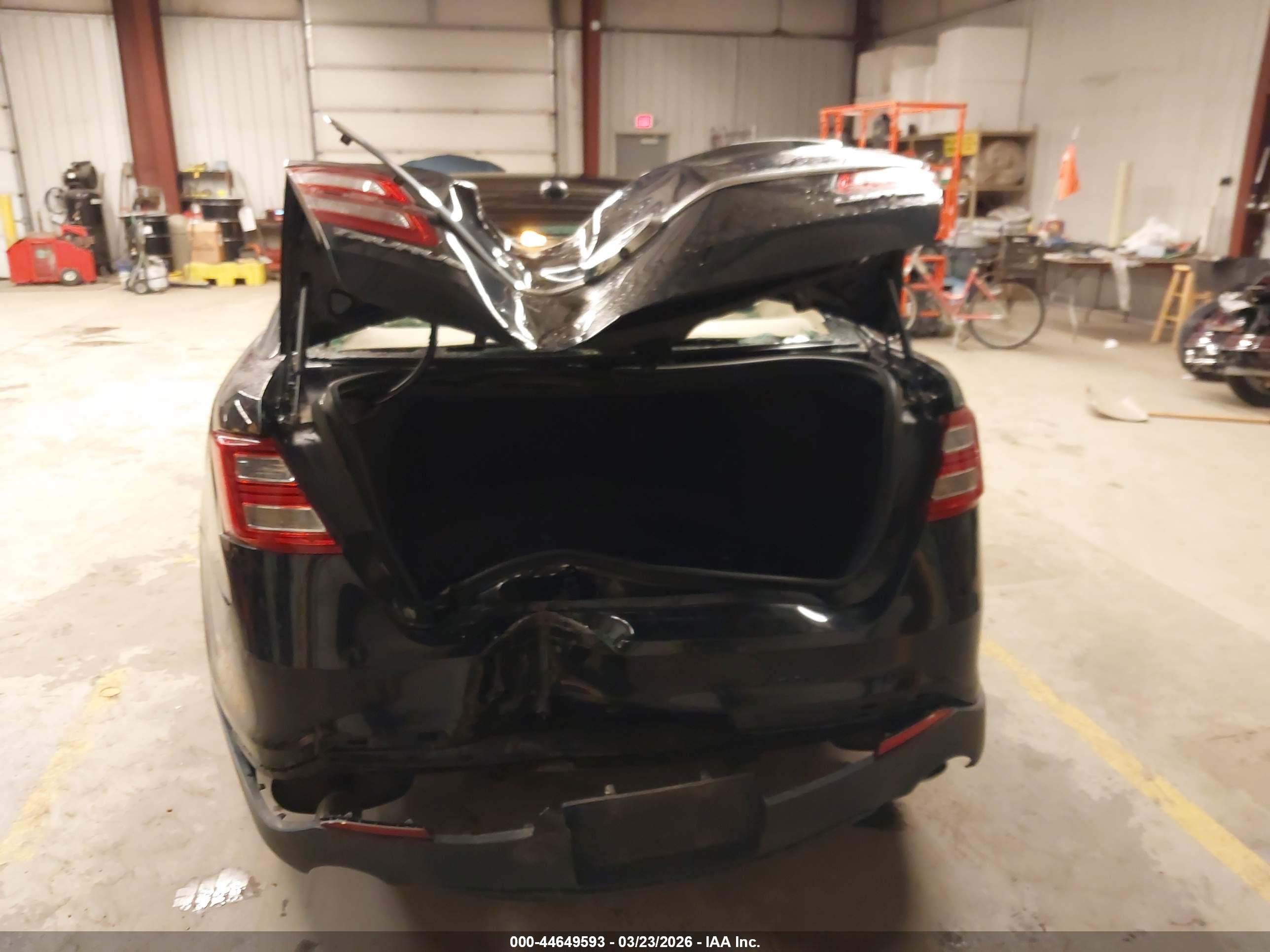FORD TAURUS image 6