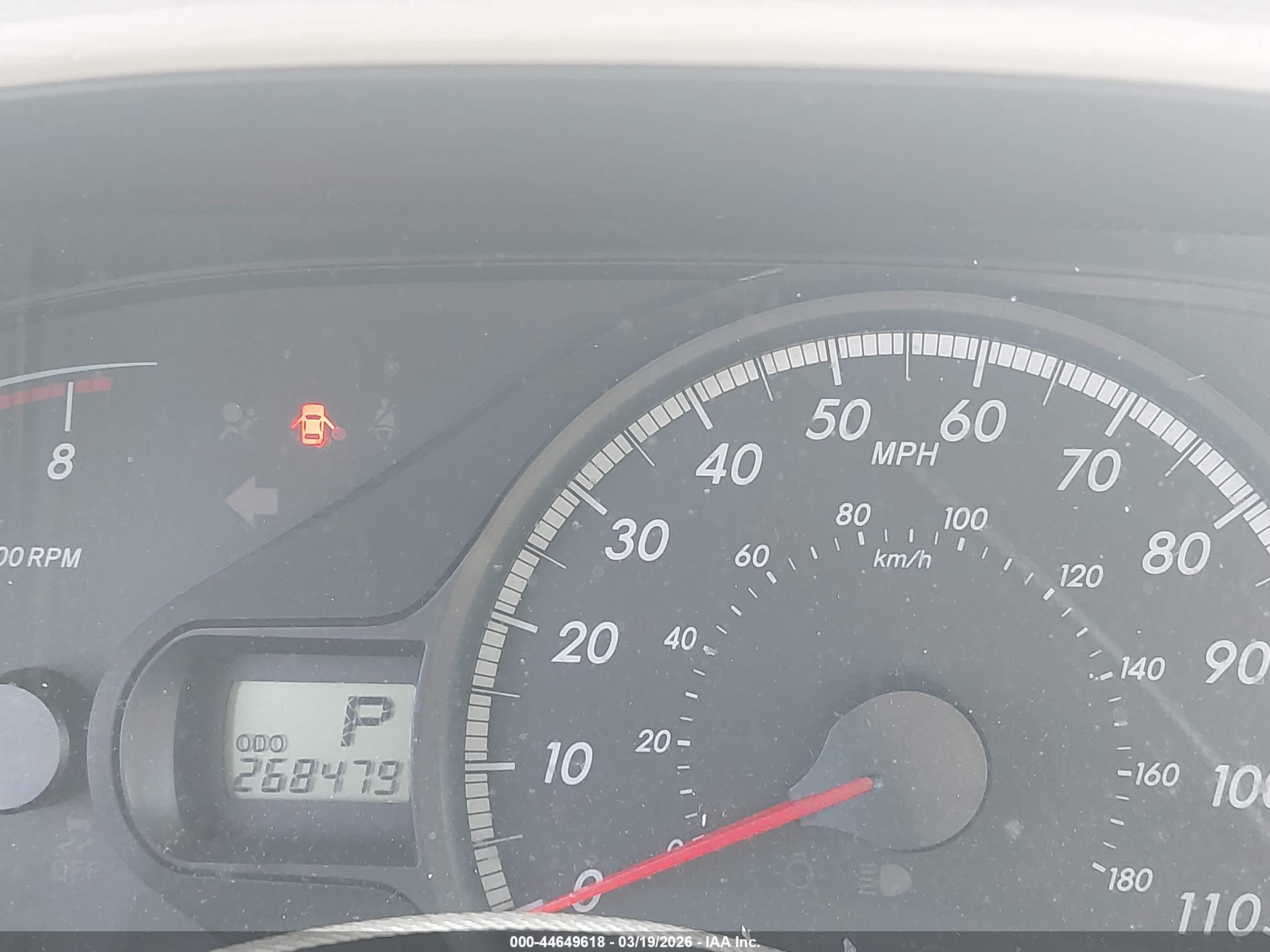 TOYOTA SIENNA image 7