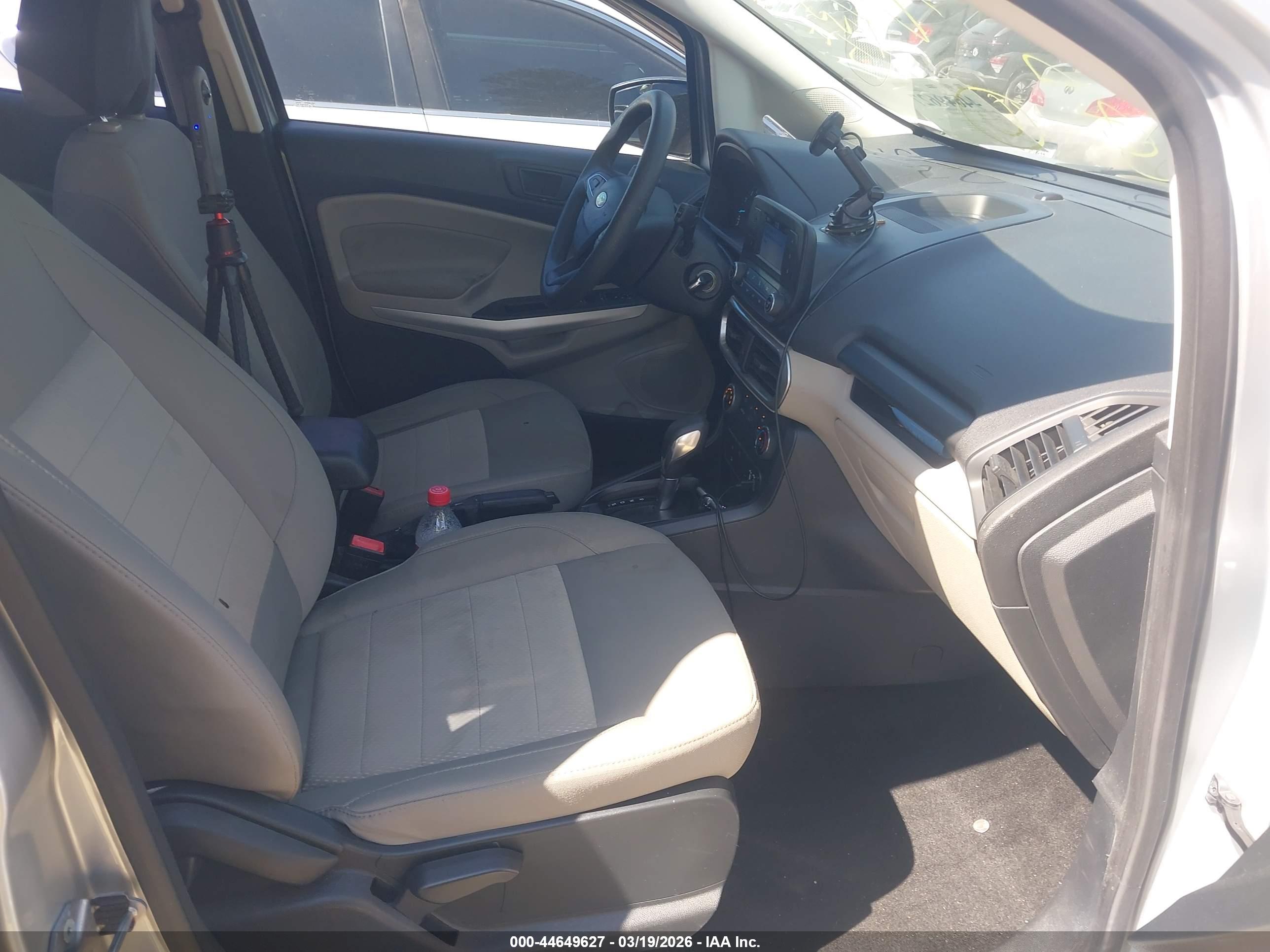 FORD ECOSPORT image 5