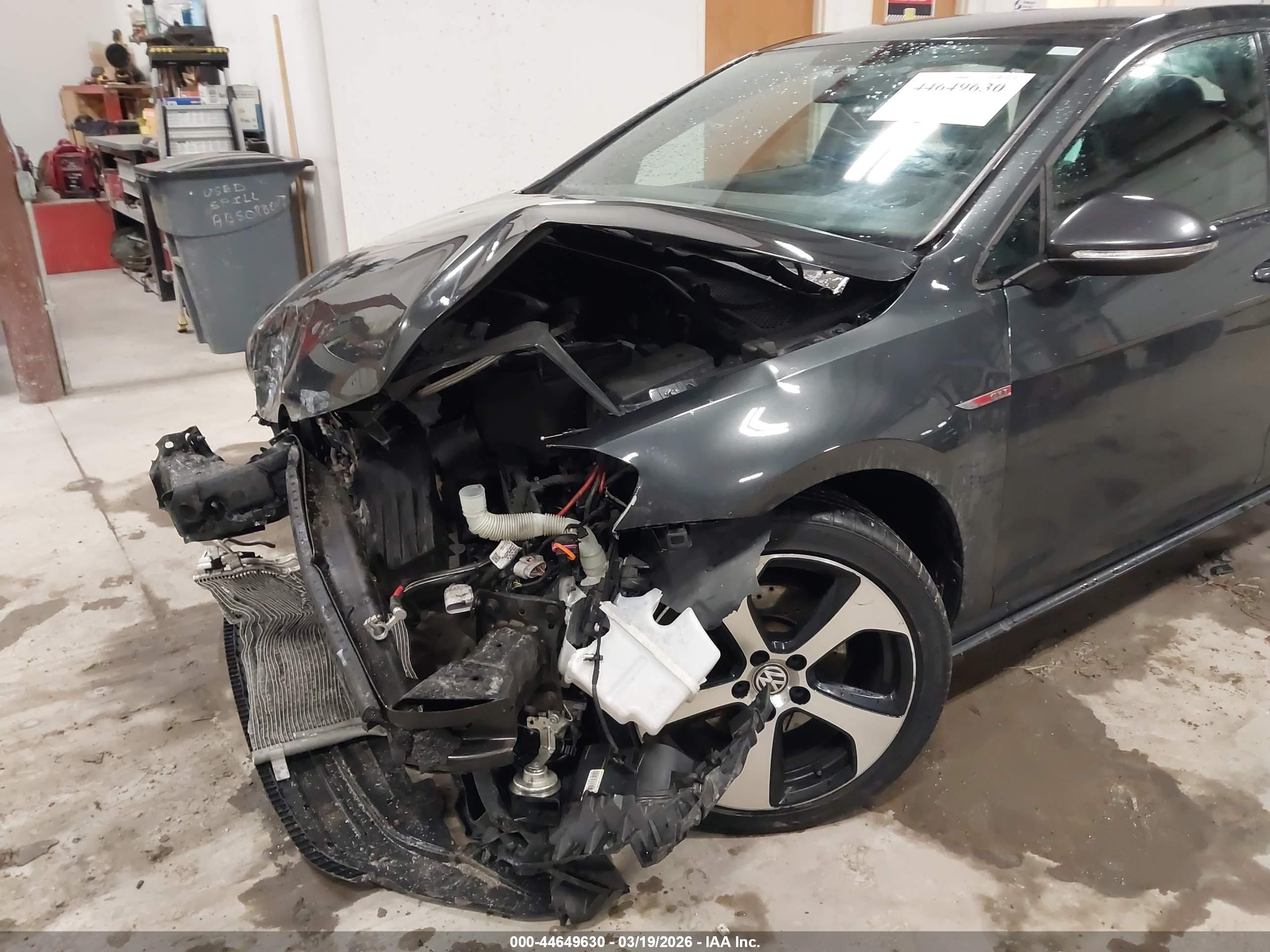 VOLKSWAGEN GOLF image 6