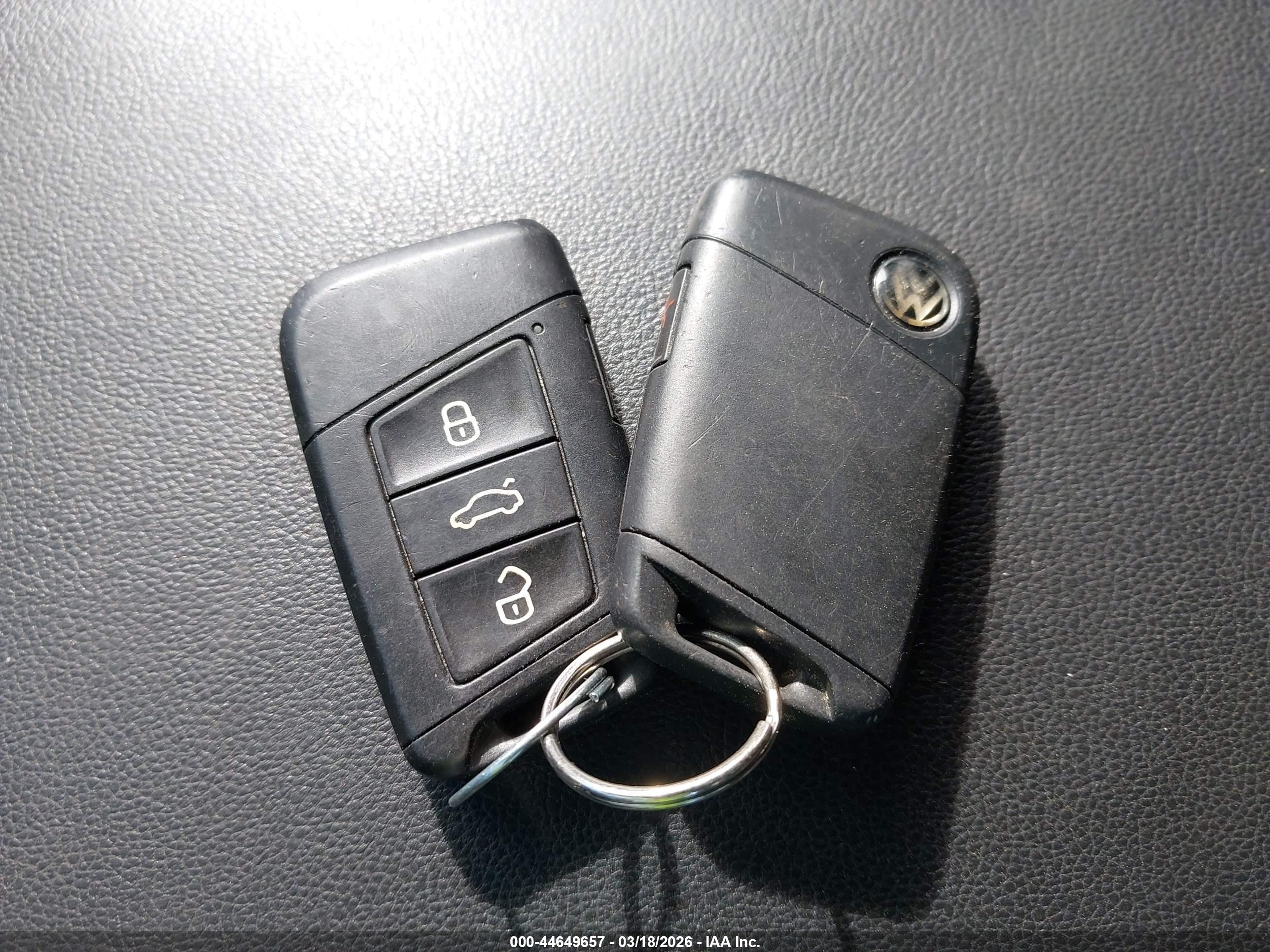 VOLKSWAGEN ATLAS image 11