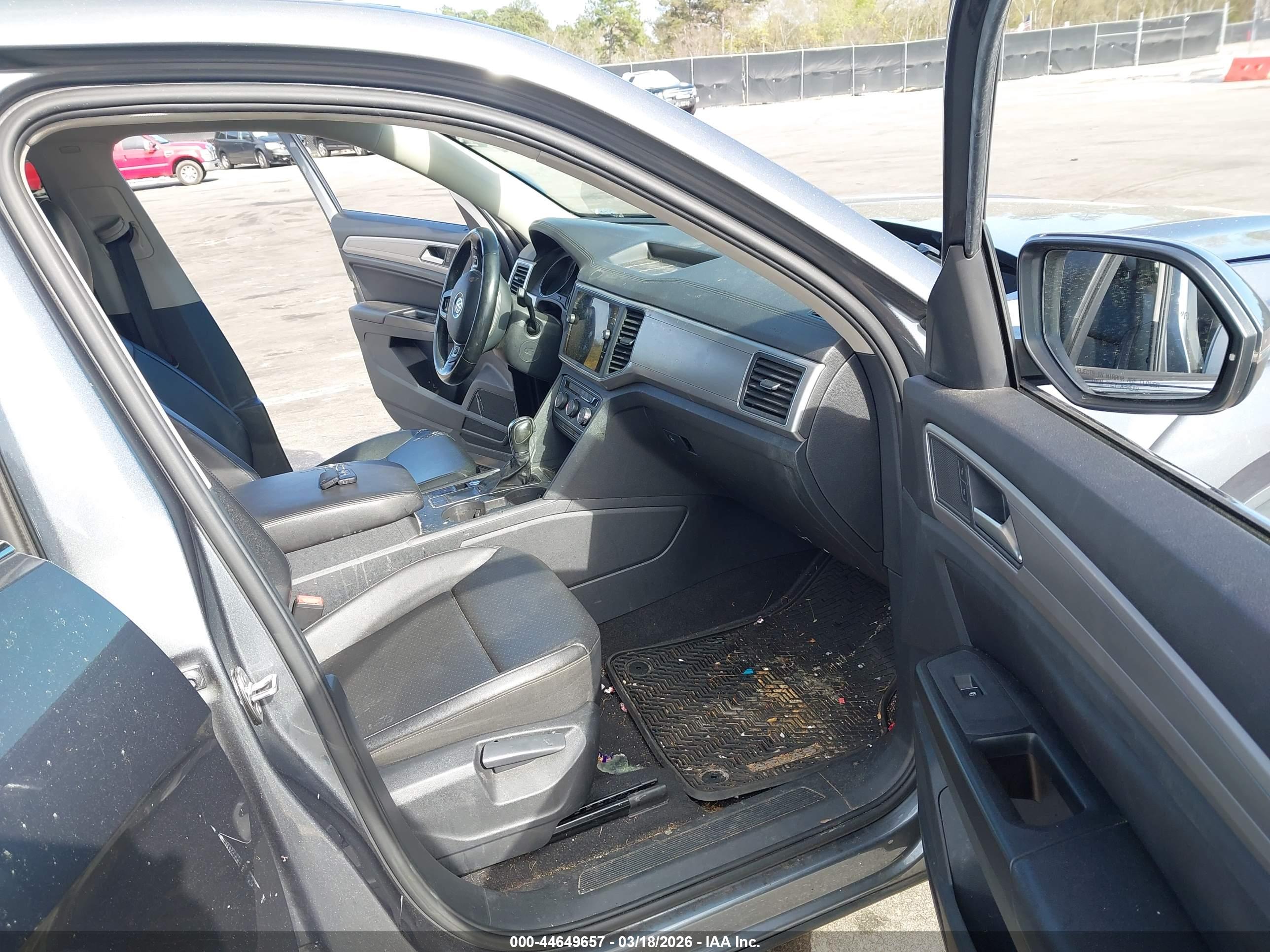 VOLKSWAGEN ATLAS image 5
