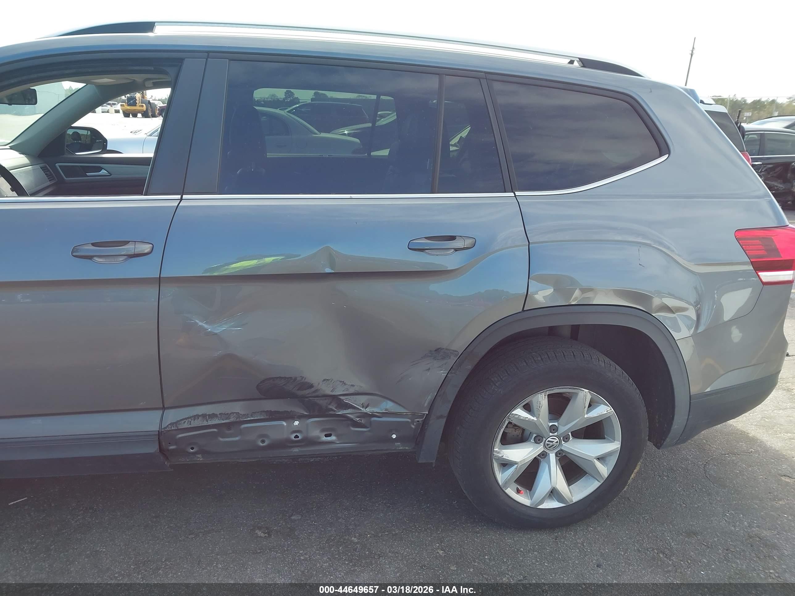VOLKSWAGEN ATLAS image 6