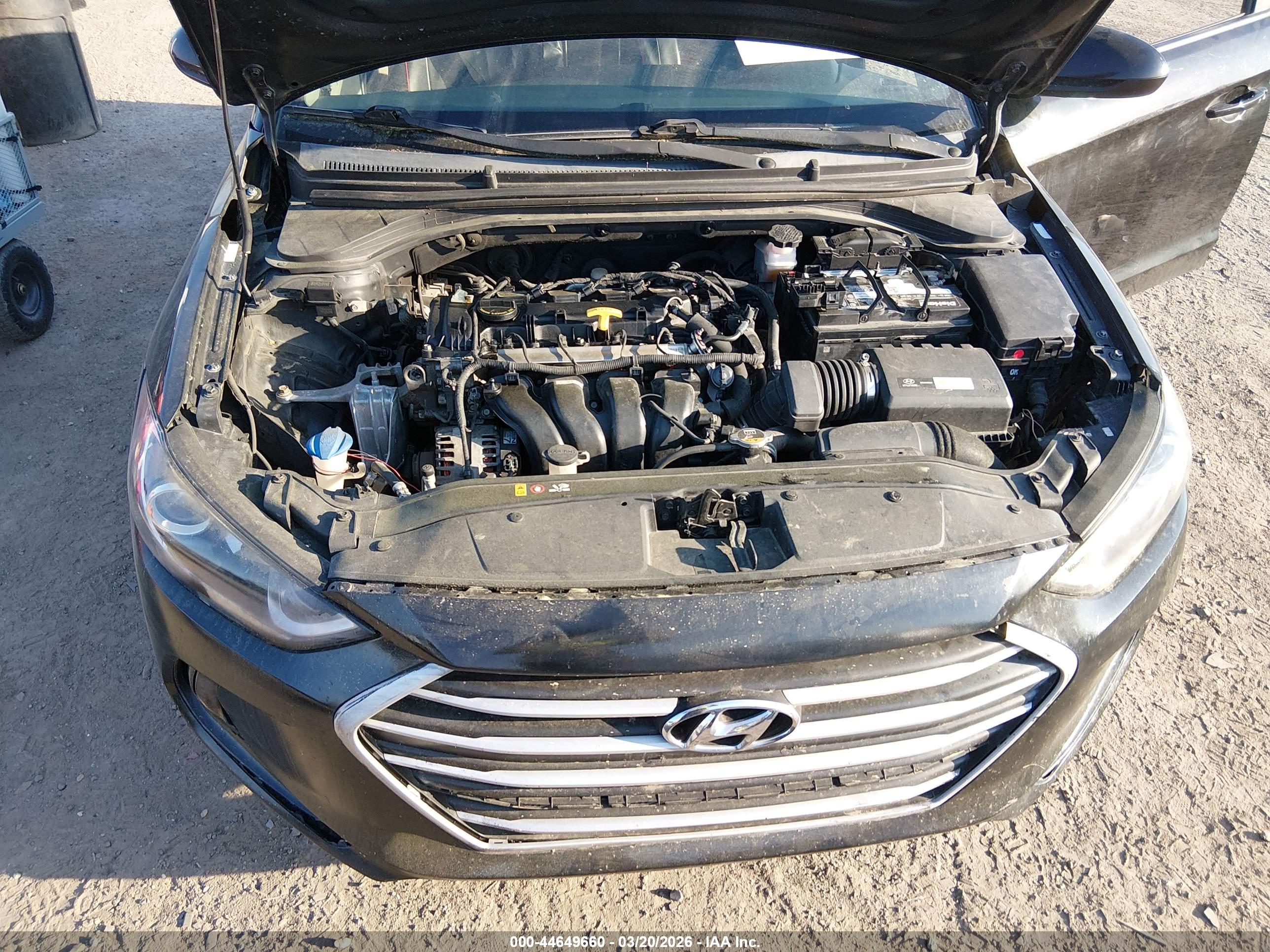 HYUNDAI ELANTRA image 6