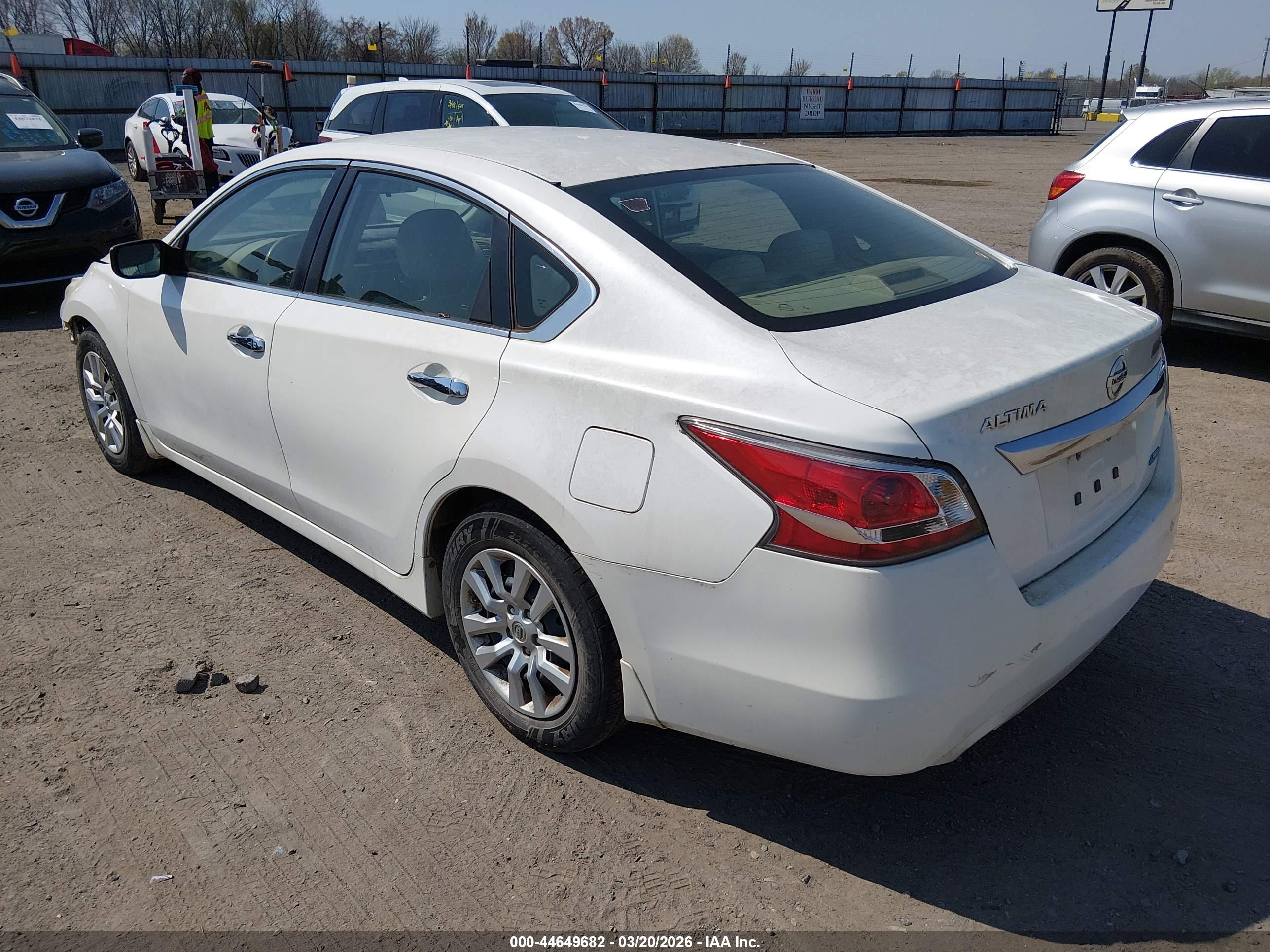 NISSAN ALTIMA image 3