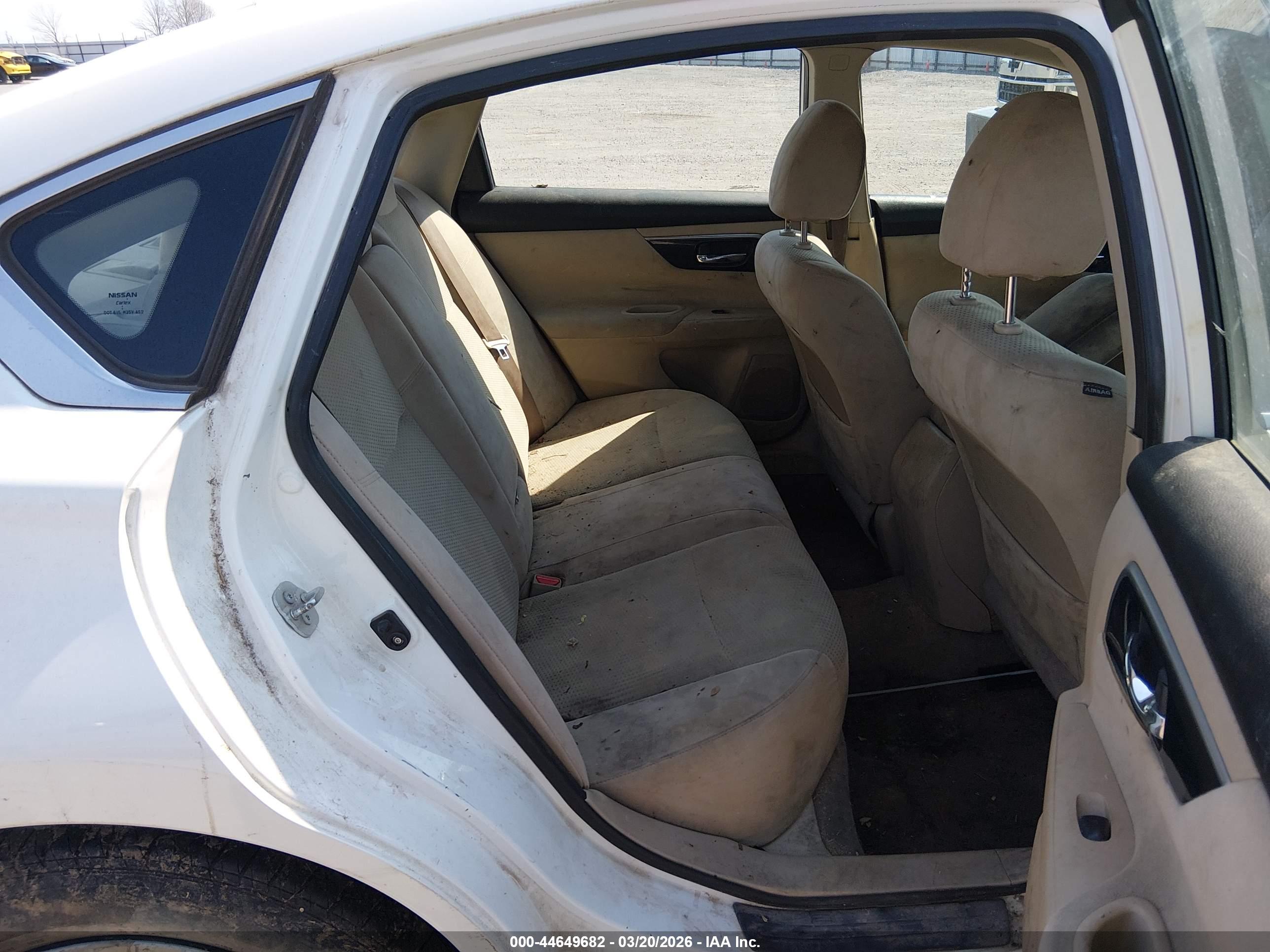 NISSAN ALTIMA image 8
