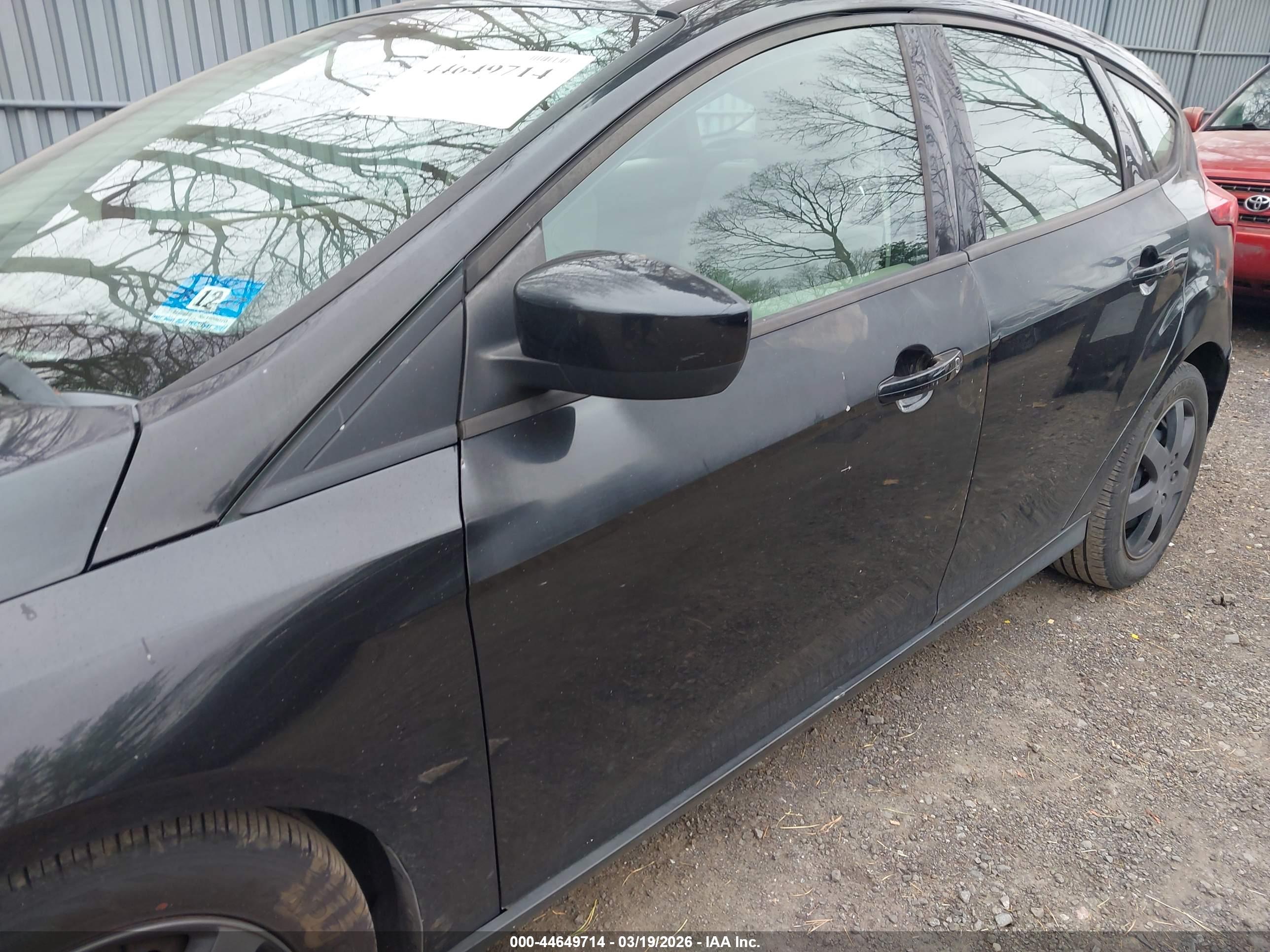 FORD FOCUS image 6