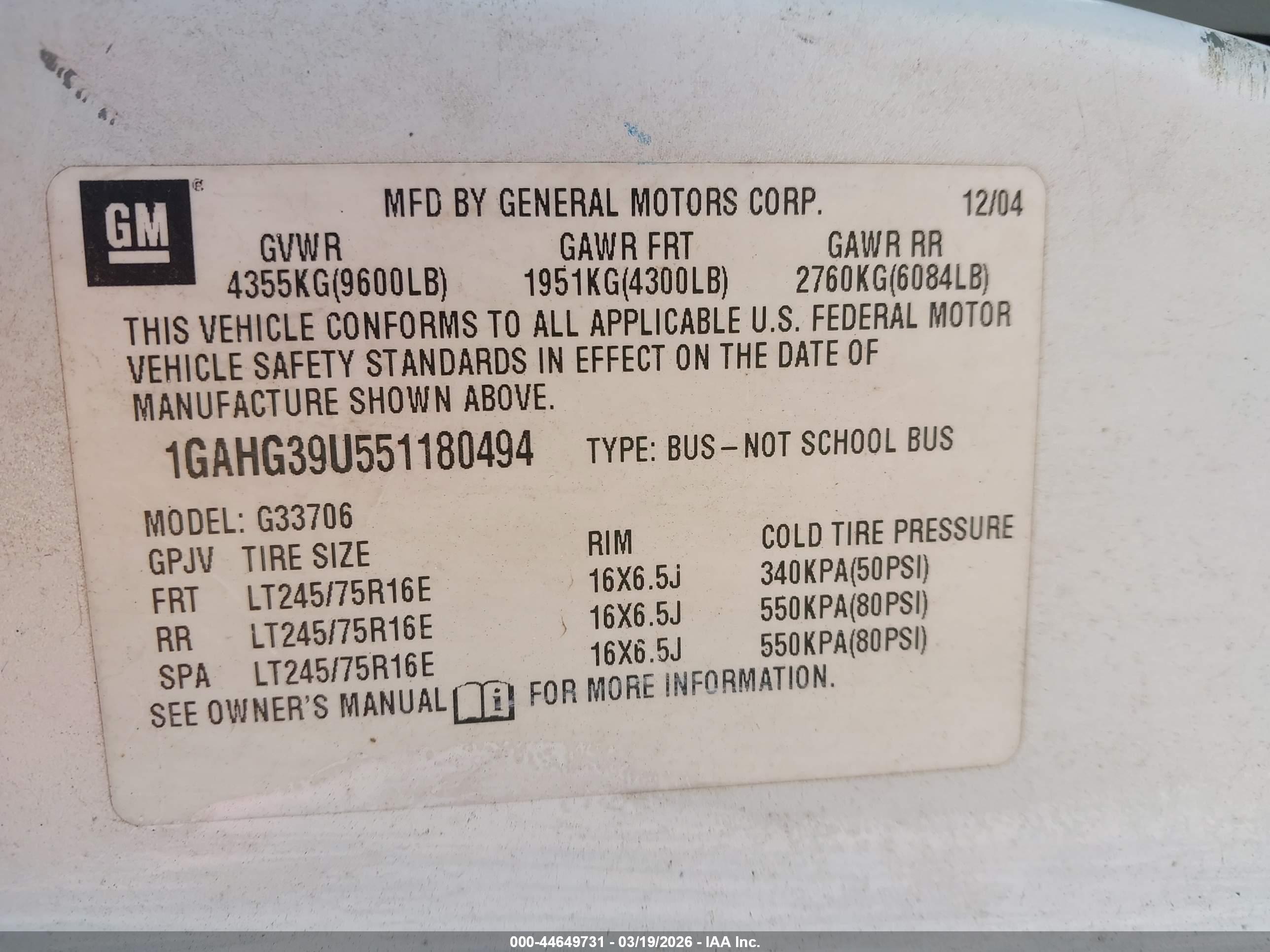 CHEVROLET EXPRESS image 9
