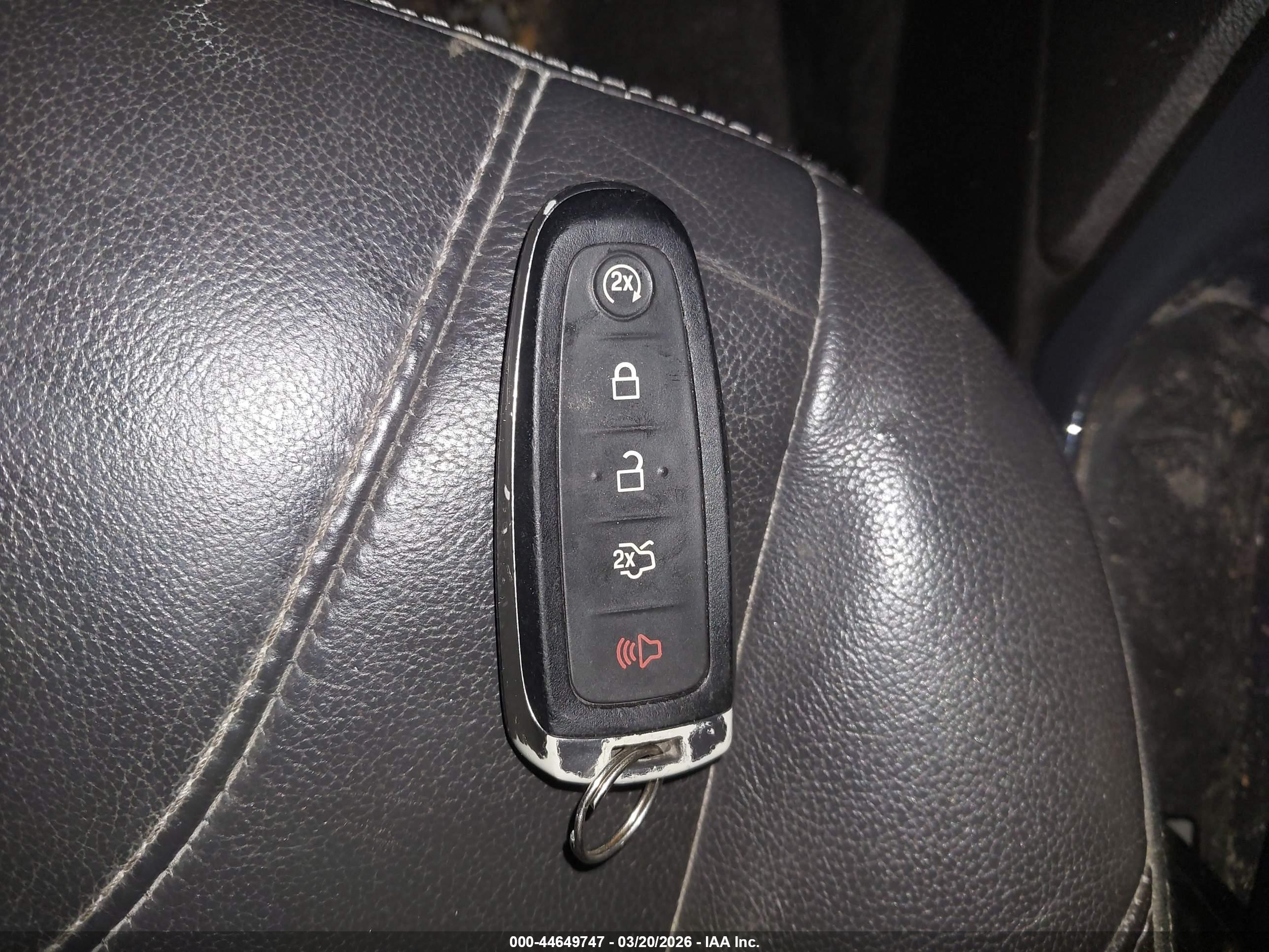 FORD ESCAPE image 11
