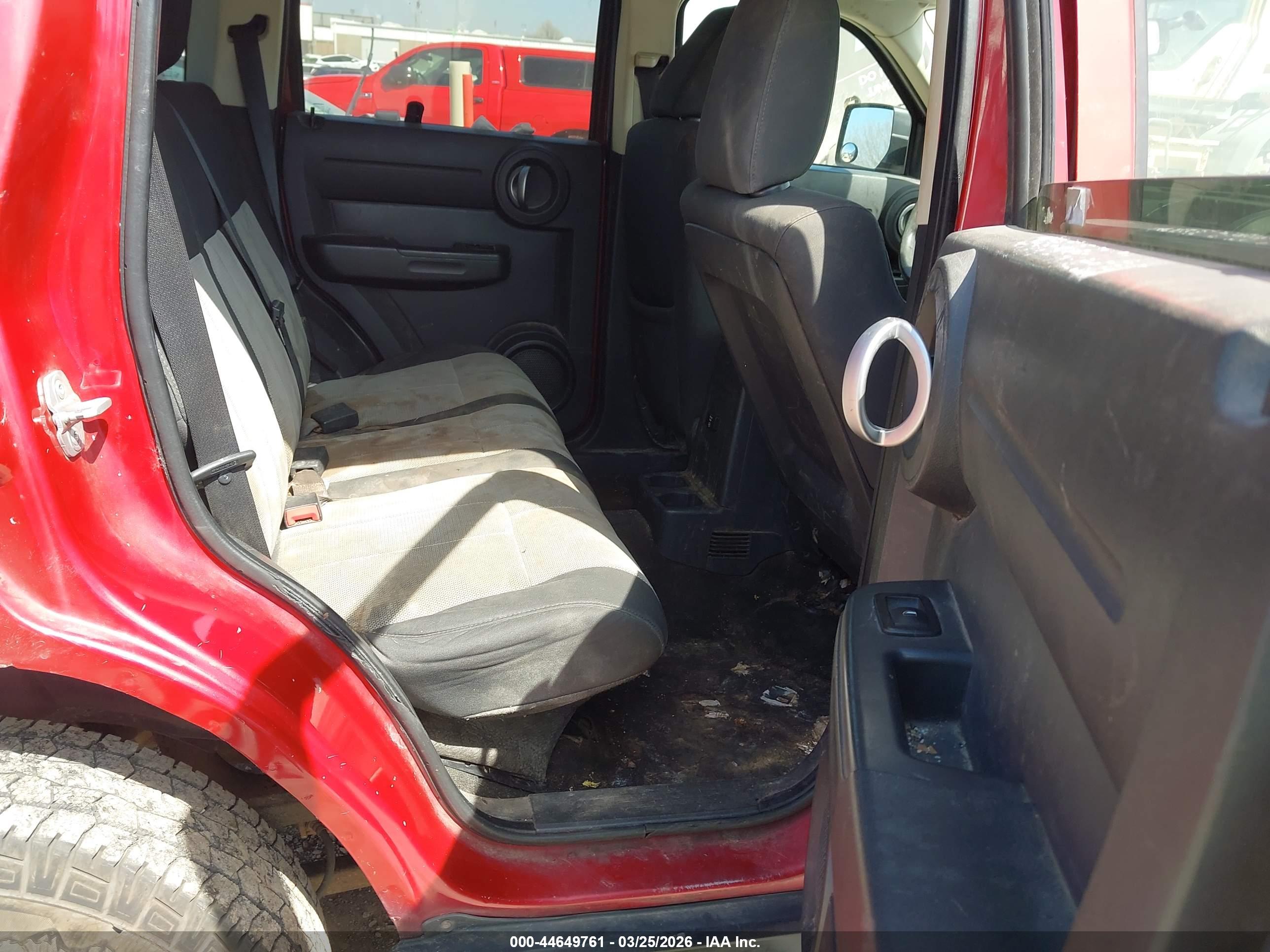DODGE NITRO image 8