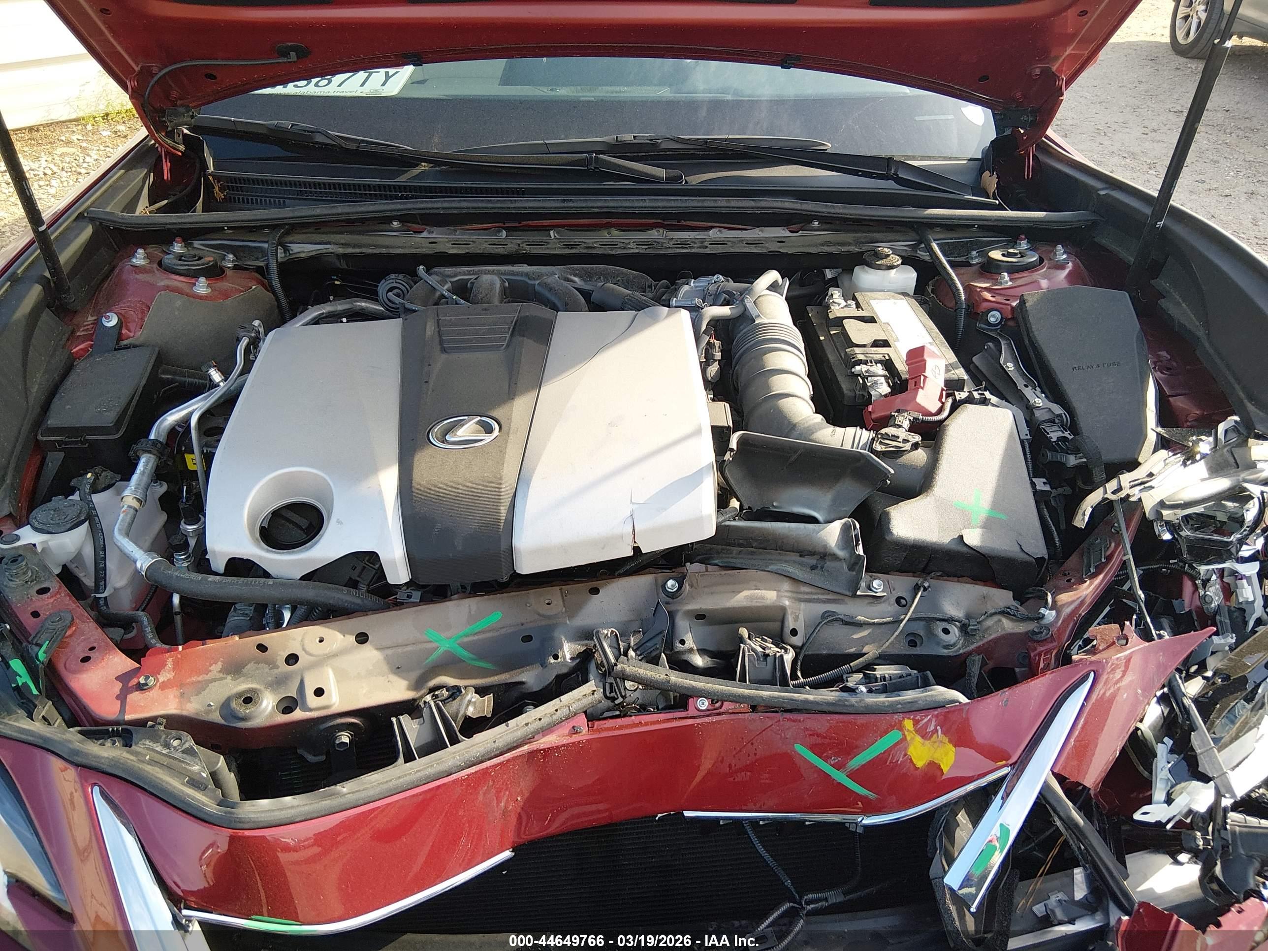 LEXUS ES image 10