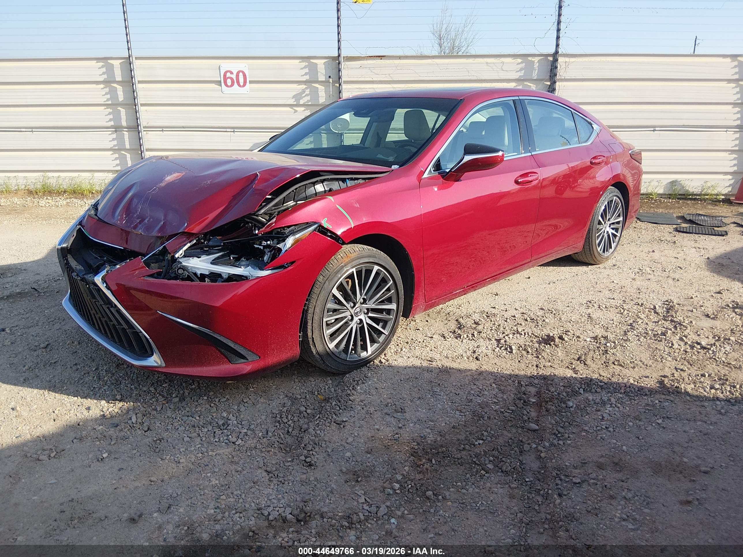 LEXUS ES image 2