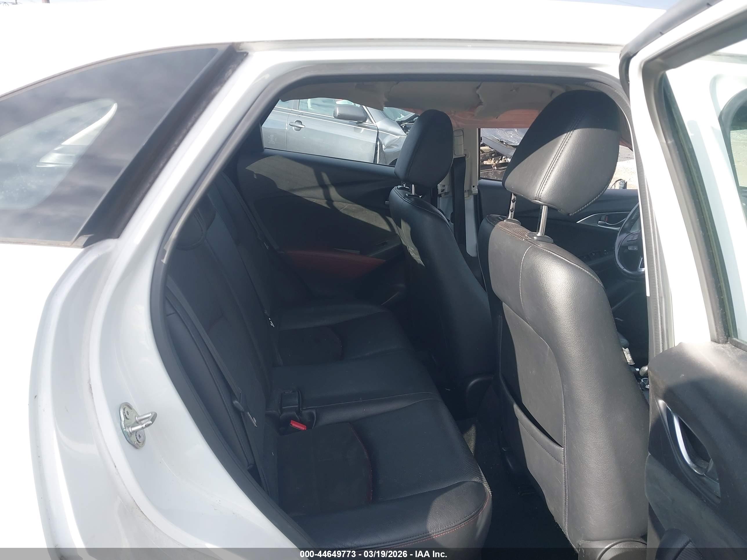 MAZDA CX-3 image 8