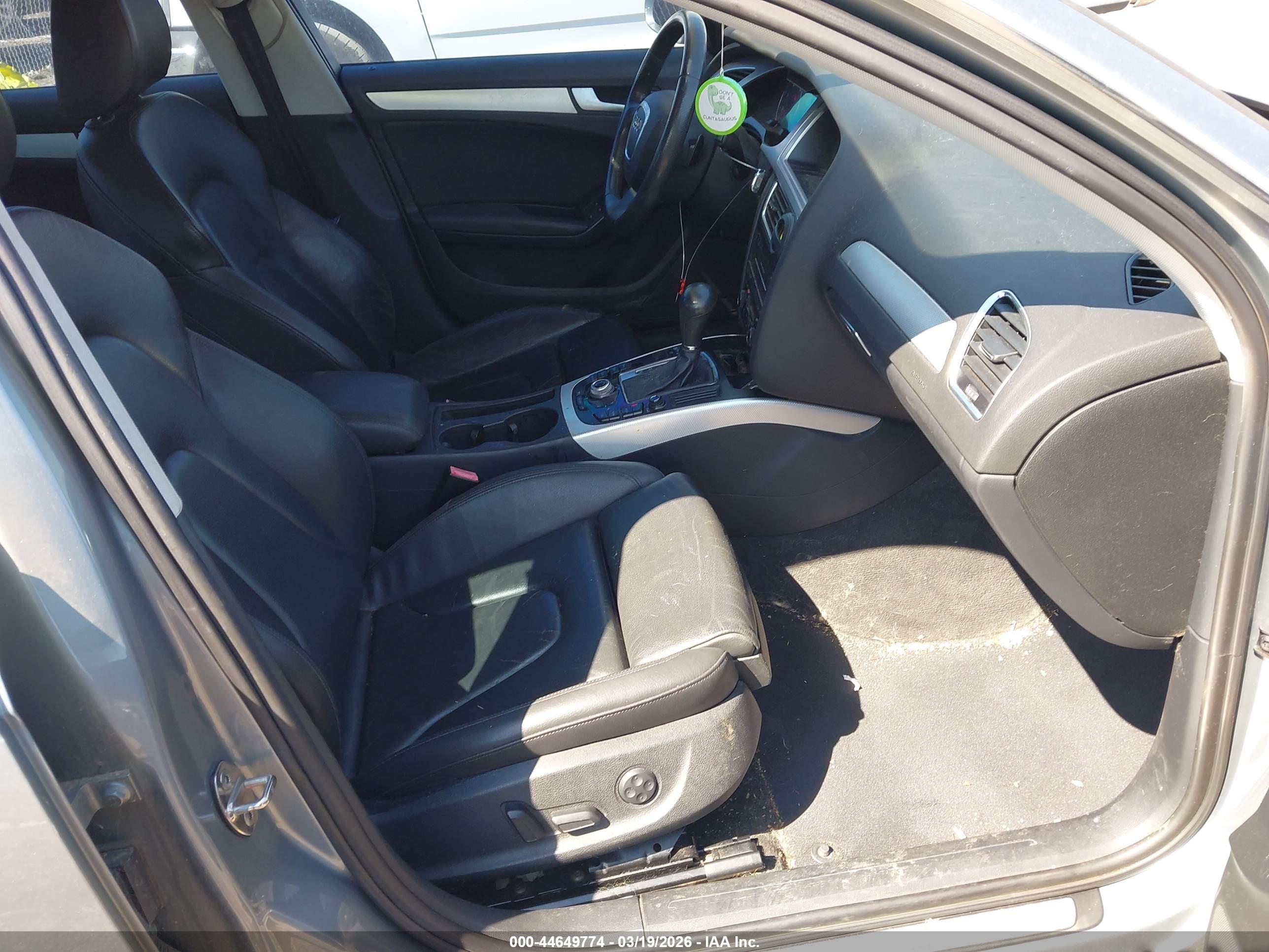 AUDI A4 image 5