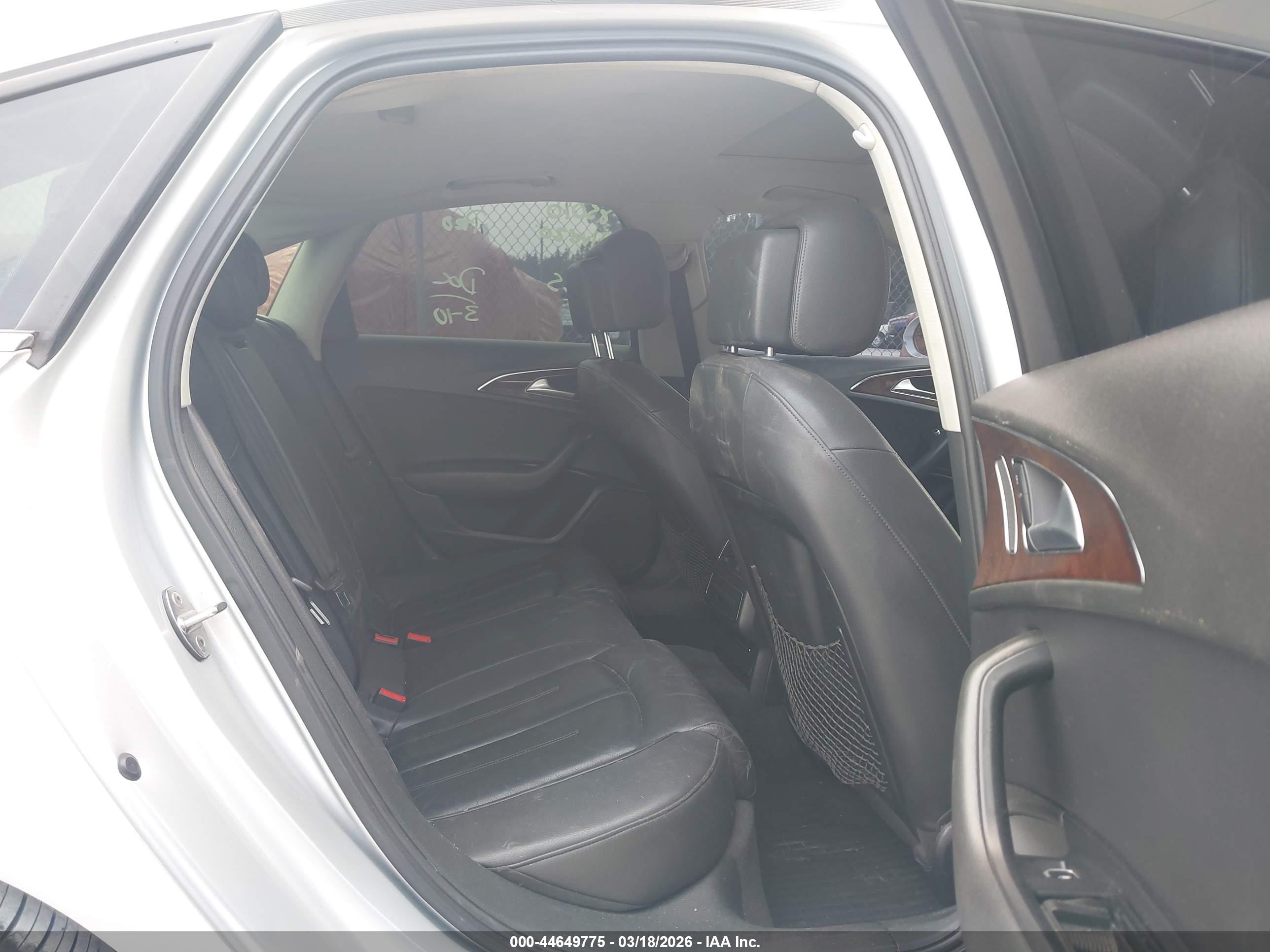 AUDI A6 image 8