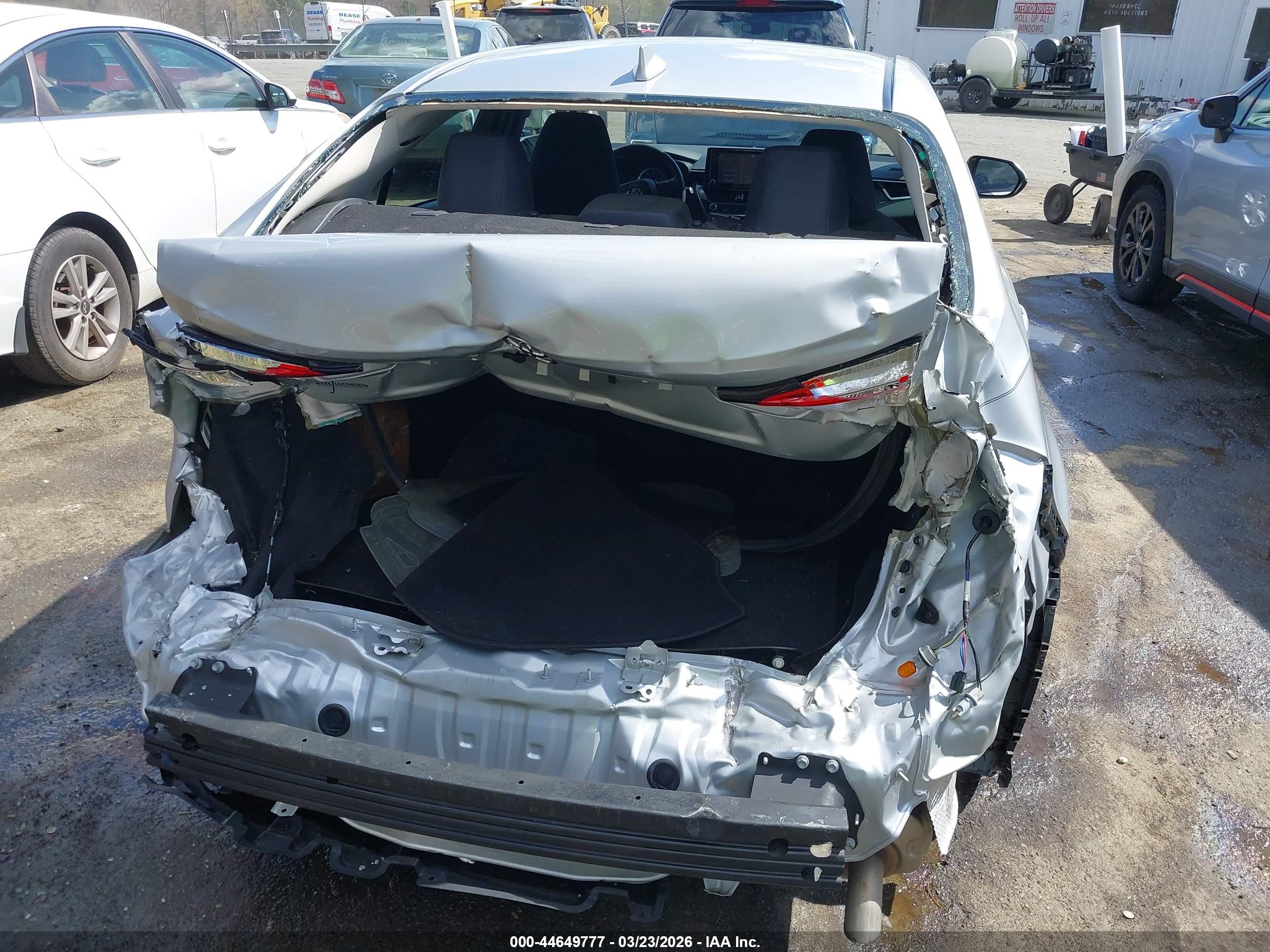 TOYOTA COROLLA image 6