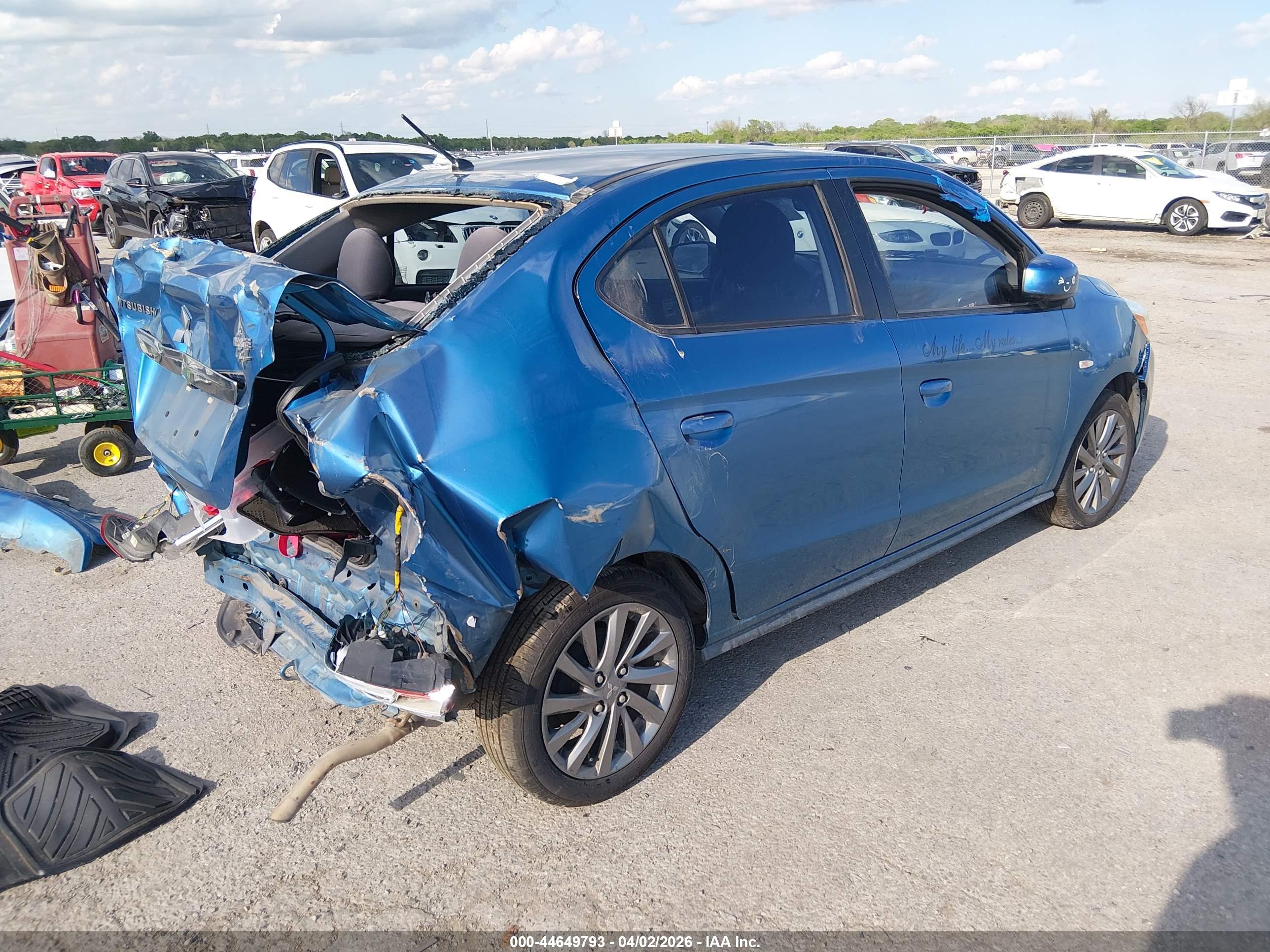 MITSUBISHI MIRAGE image 4