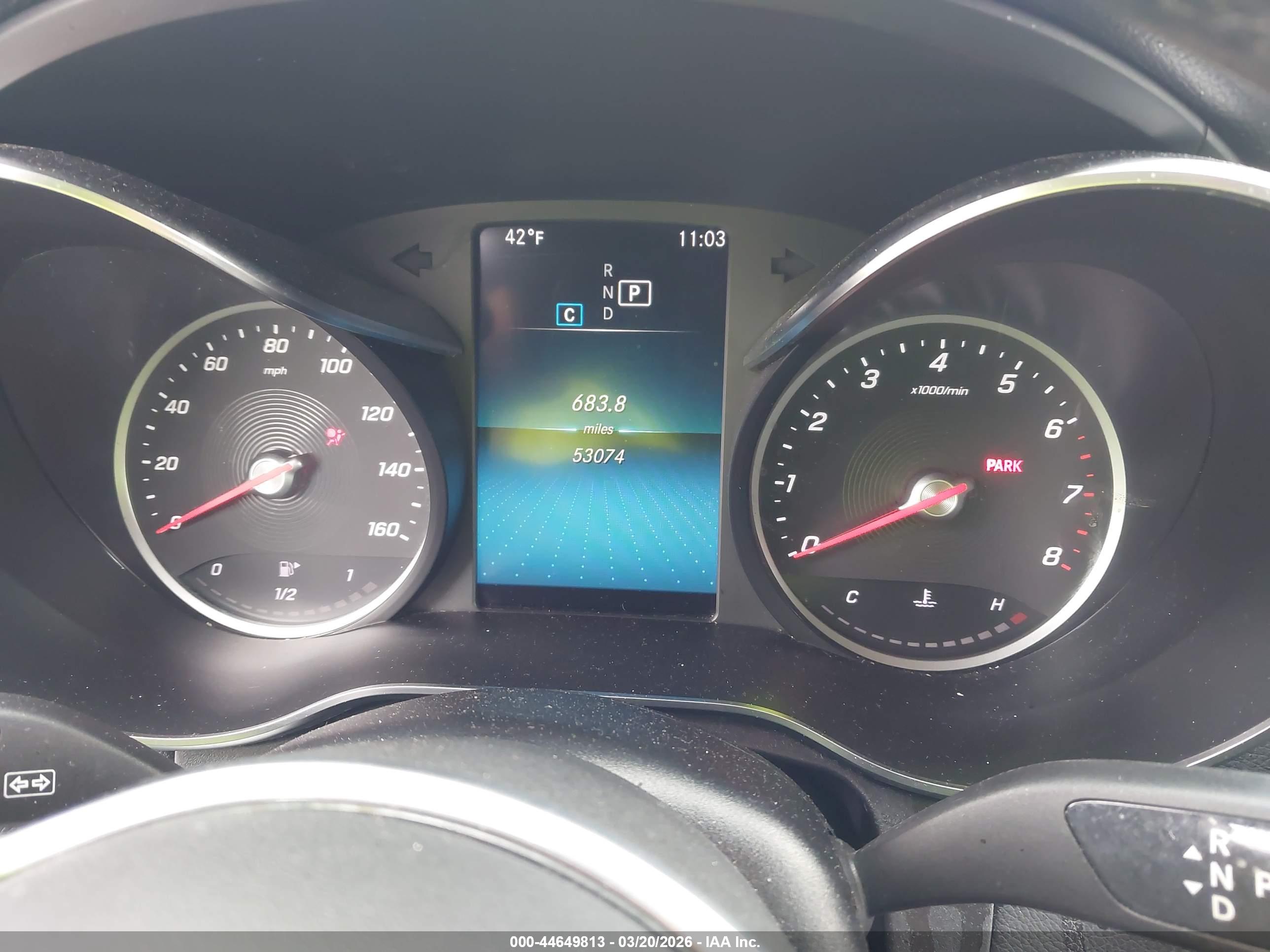 MERCEDES-BENZ GLC image 7
