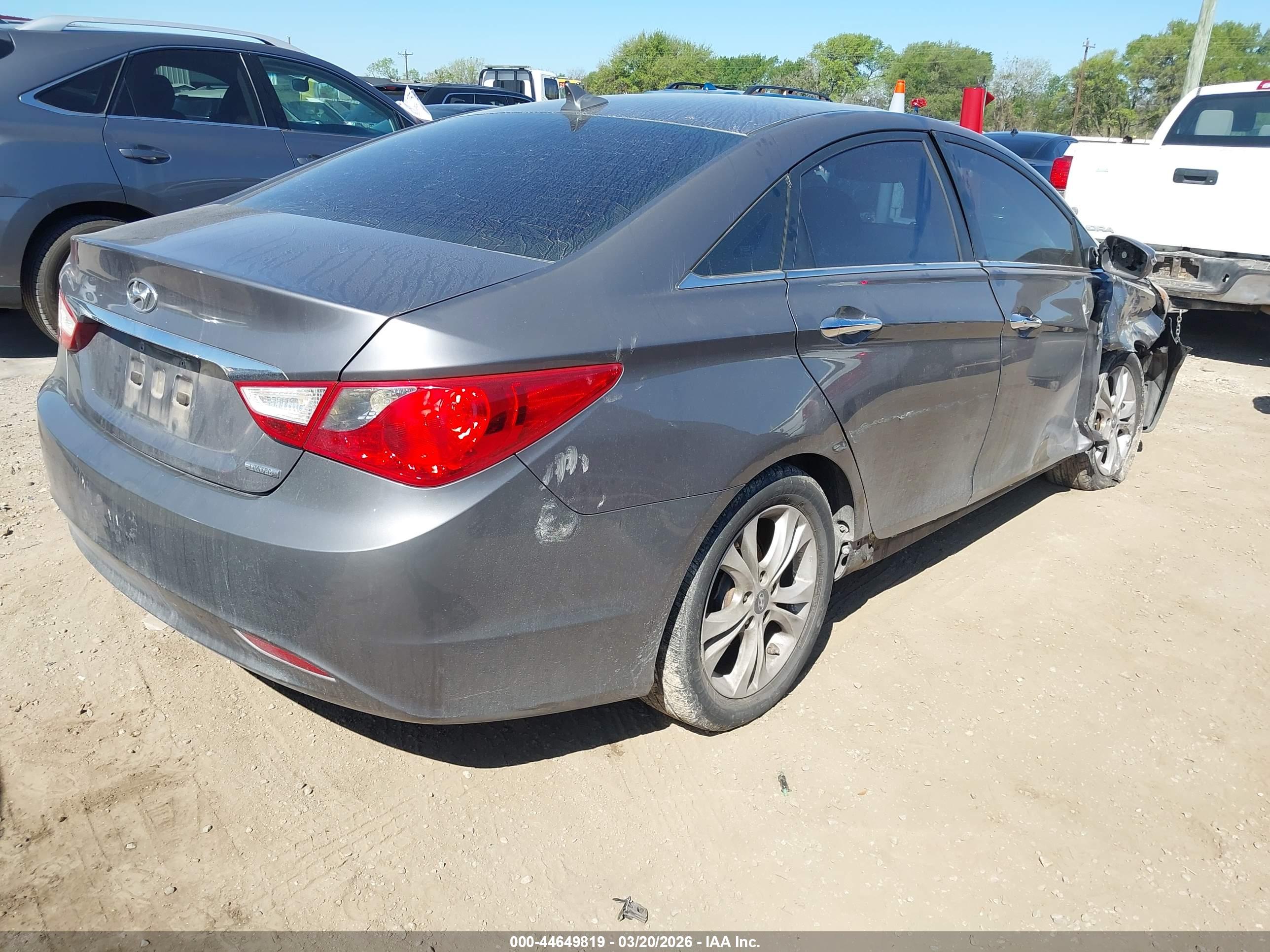 HYUNDAI SONATA image 4
