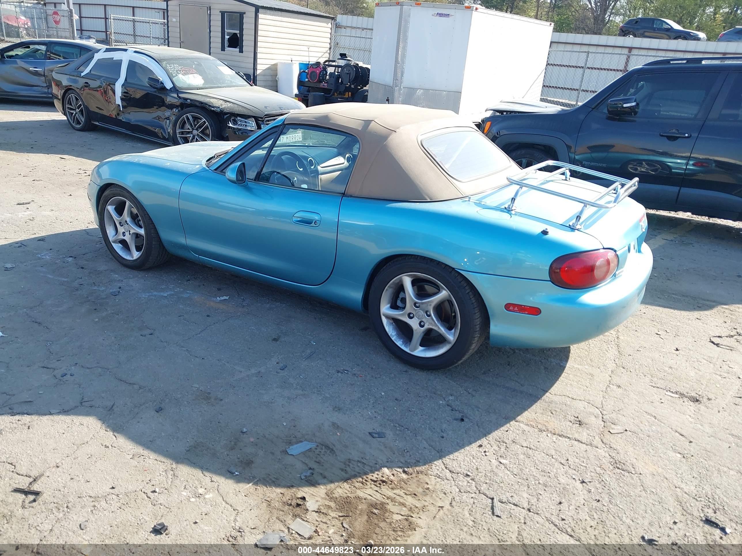 MAZDA MX-5 image 3