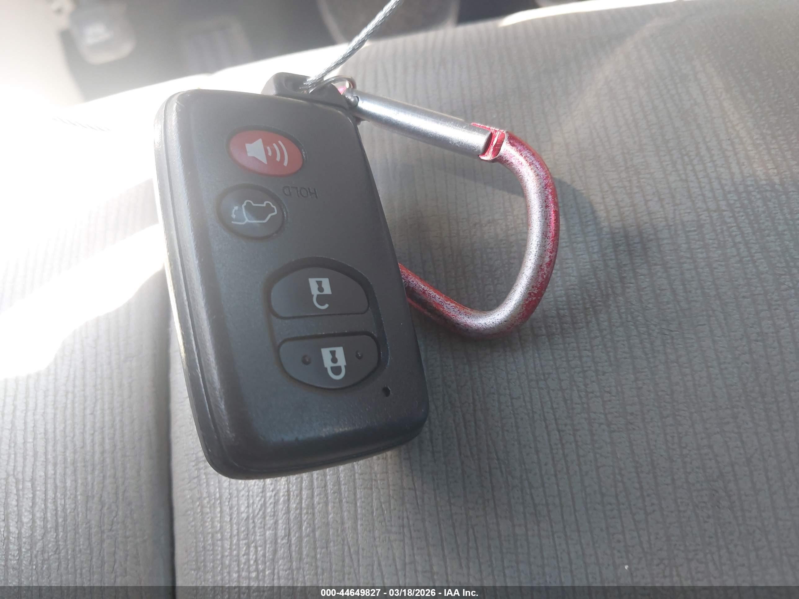 TOYOTA VENZA image 11