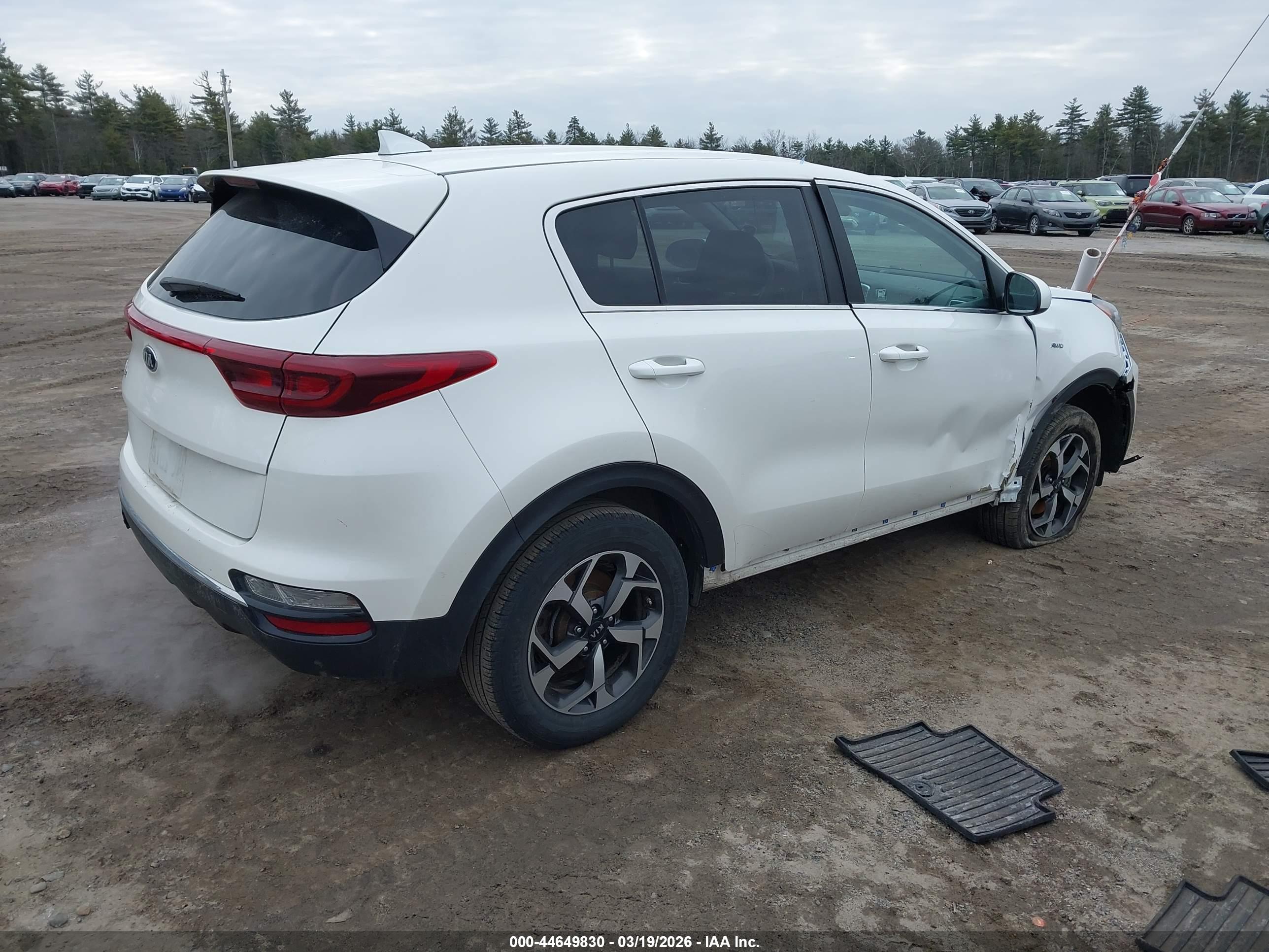 KIA SPORTAGE image 4
