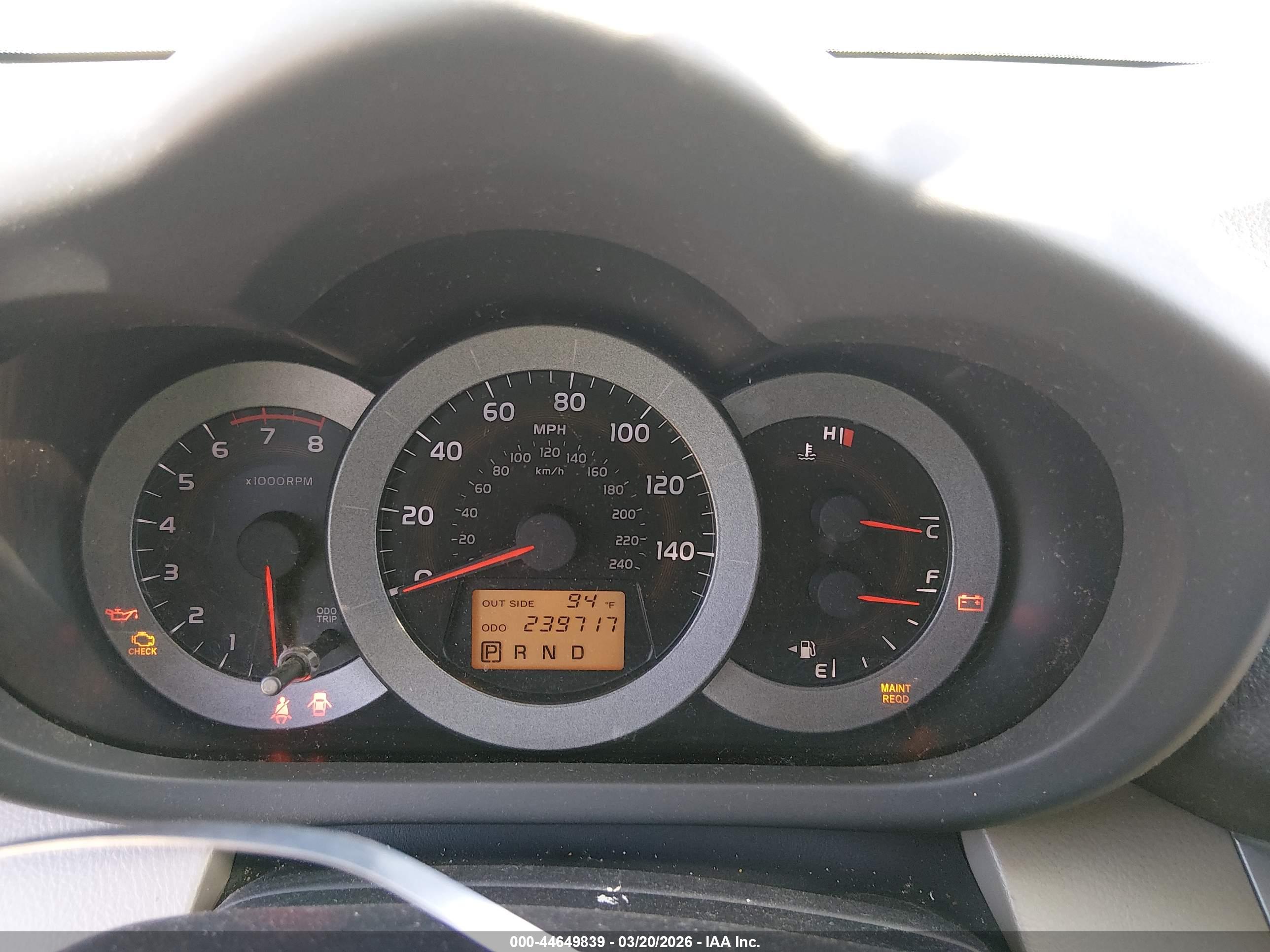 TOYOTA RAV4 image 7