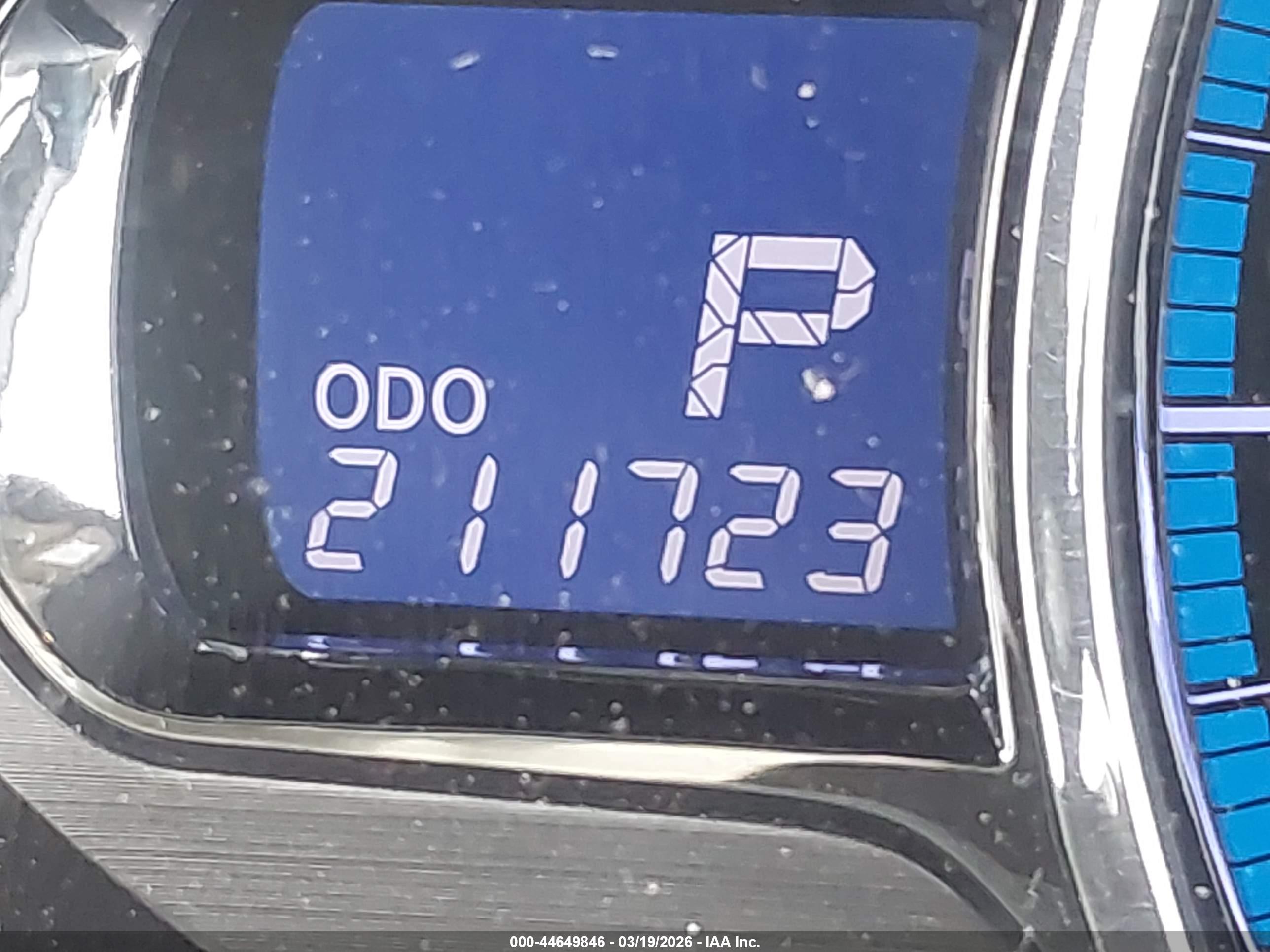 TOYOTA SIENNA image 7