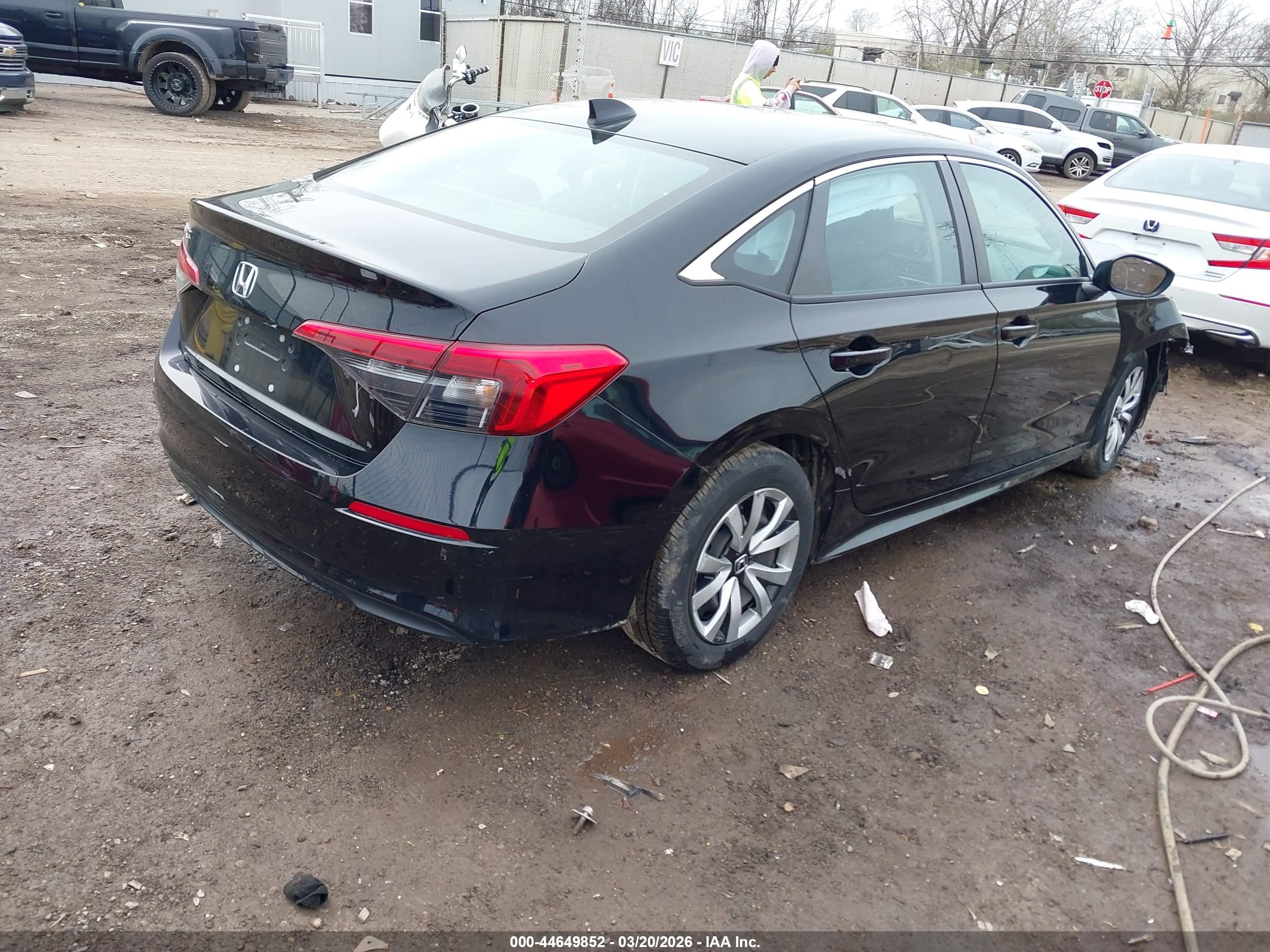 HONDA CIVIC image 4