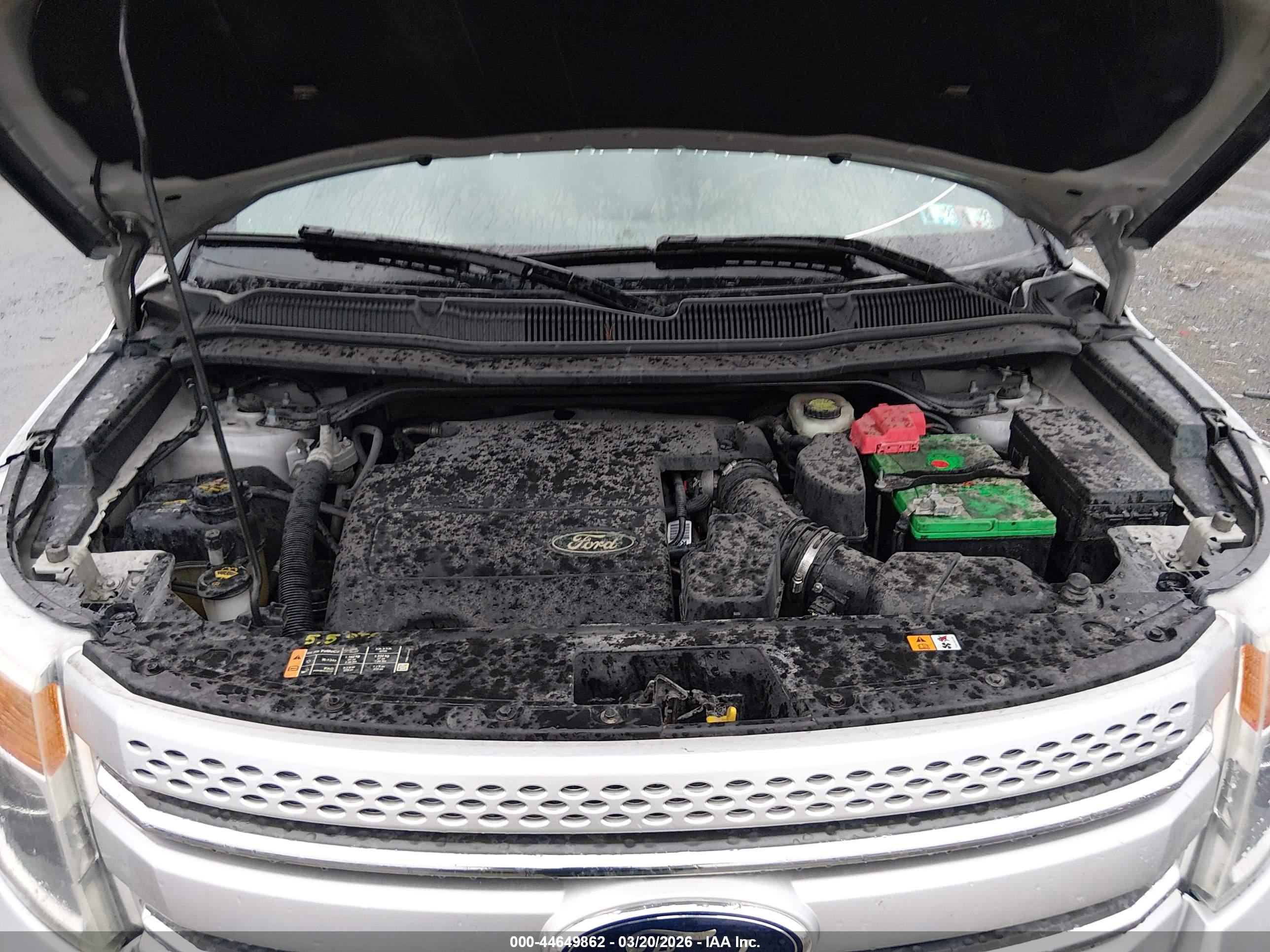 FORD EXPLORER image 10