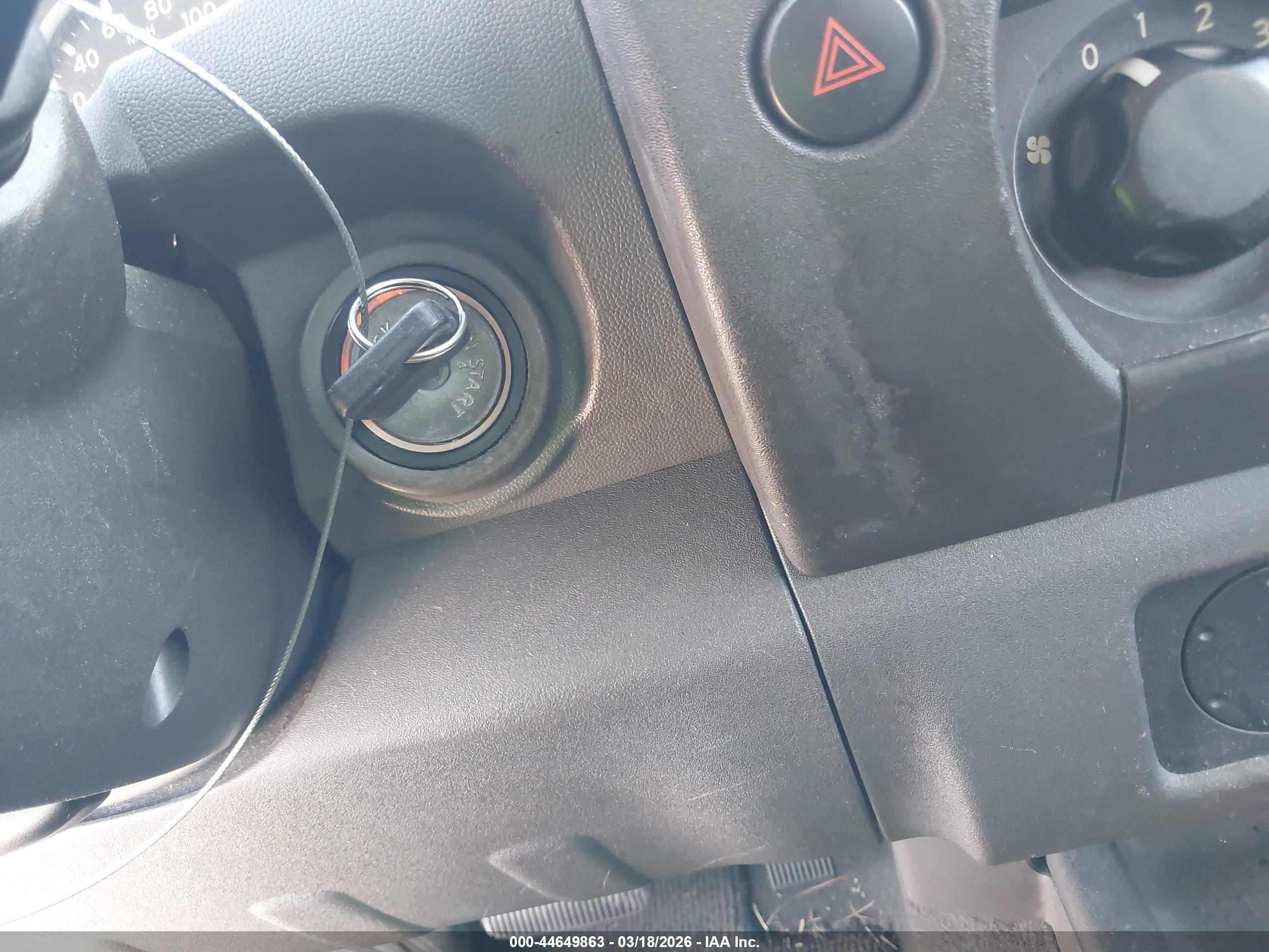 NISSAN XTERRA image 11