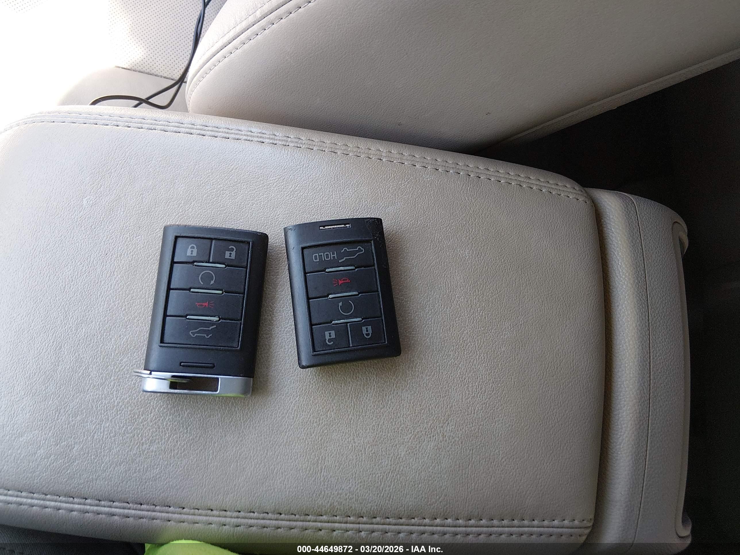 CADILLAC SRX image 11