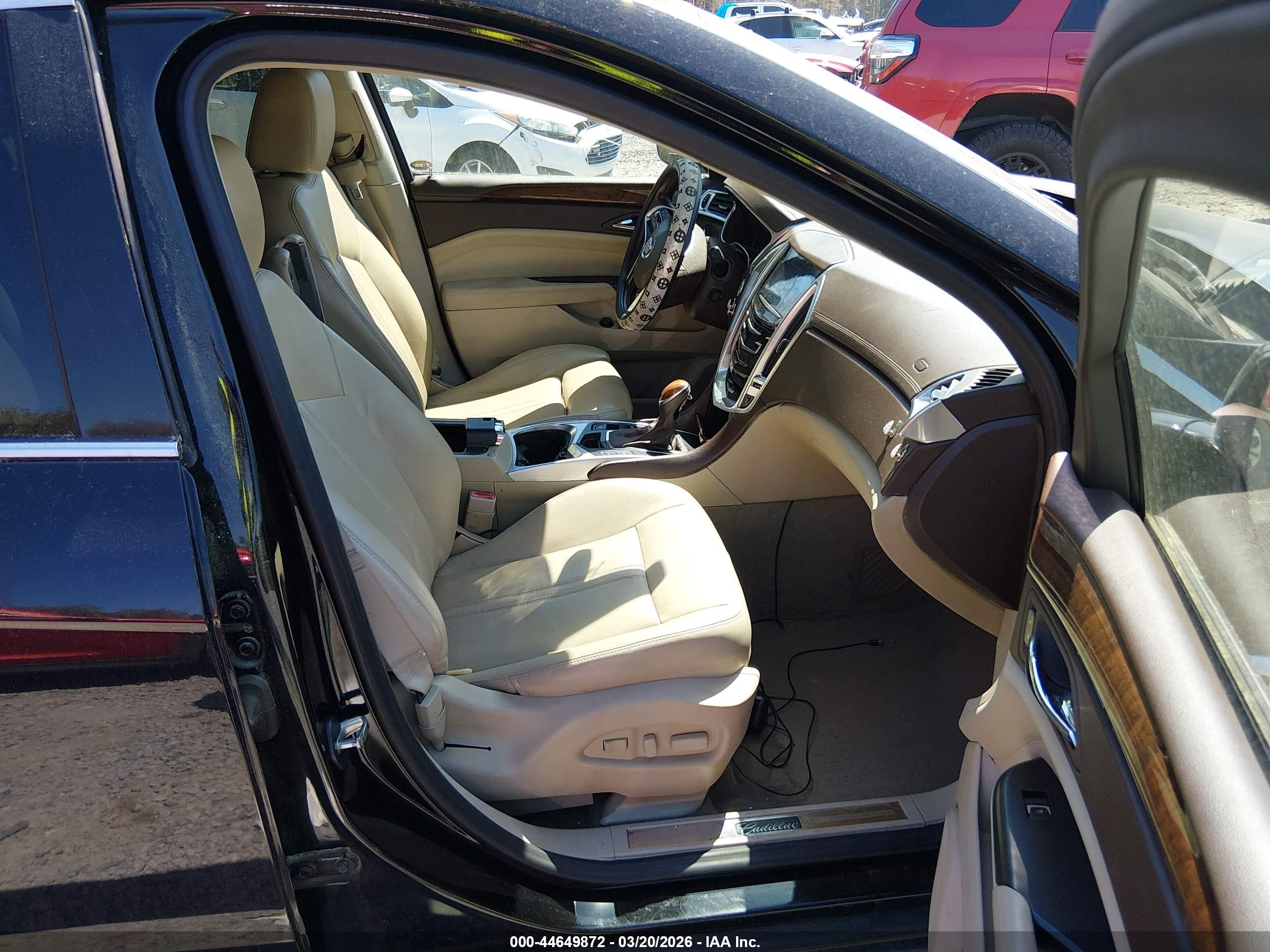 CADILLAC SRX image 5