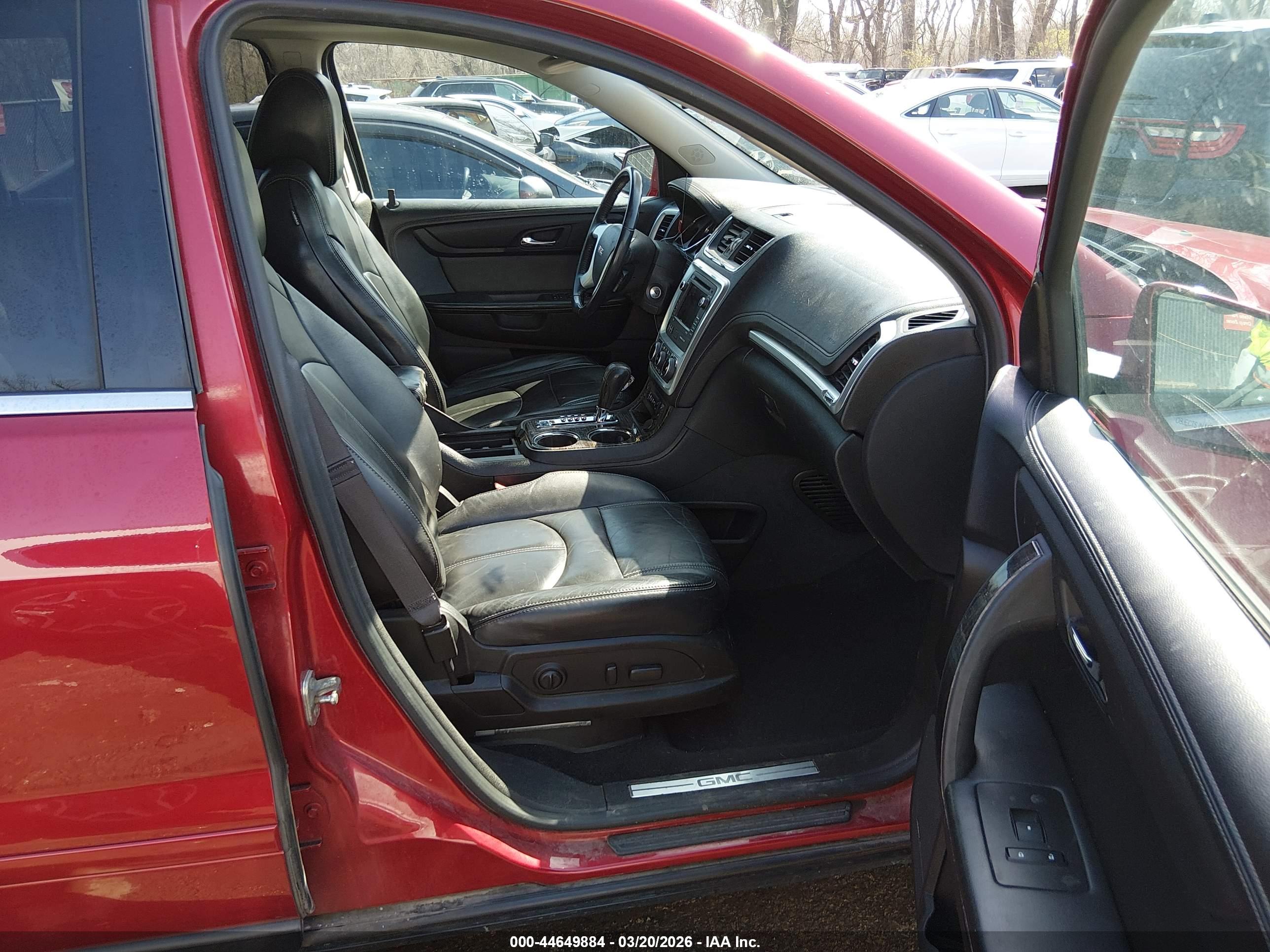 GMC ACADIA image 5