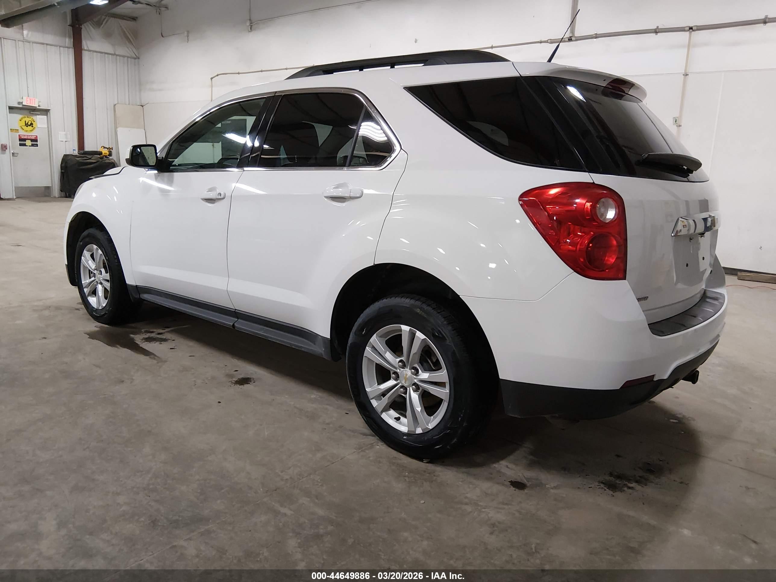 CHEVROLET EQUINOX image 3