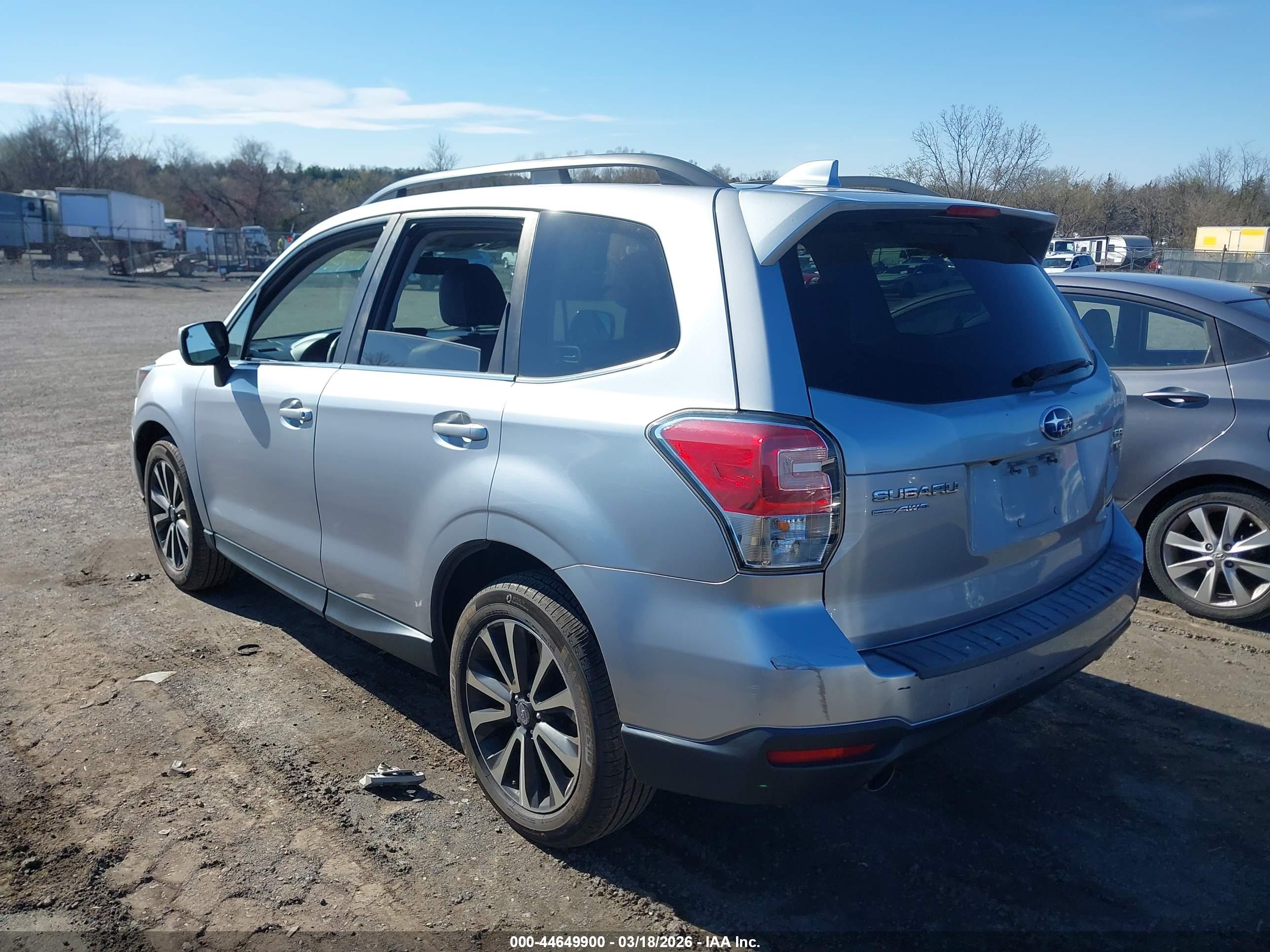 SUBARU FORESTER image 3