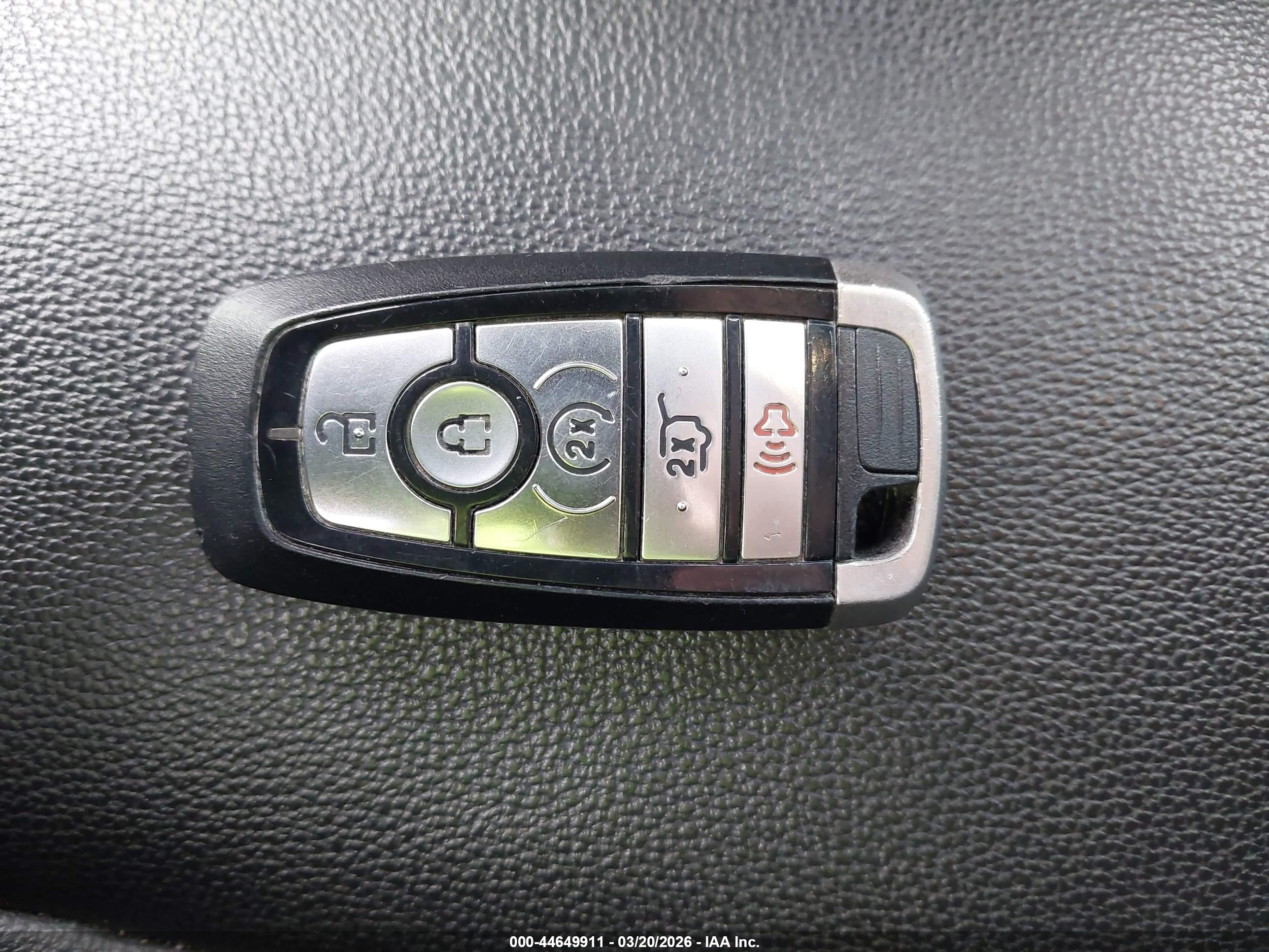 FORD EXPLORER image 11