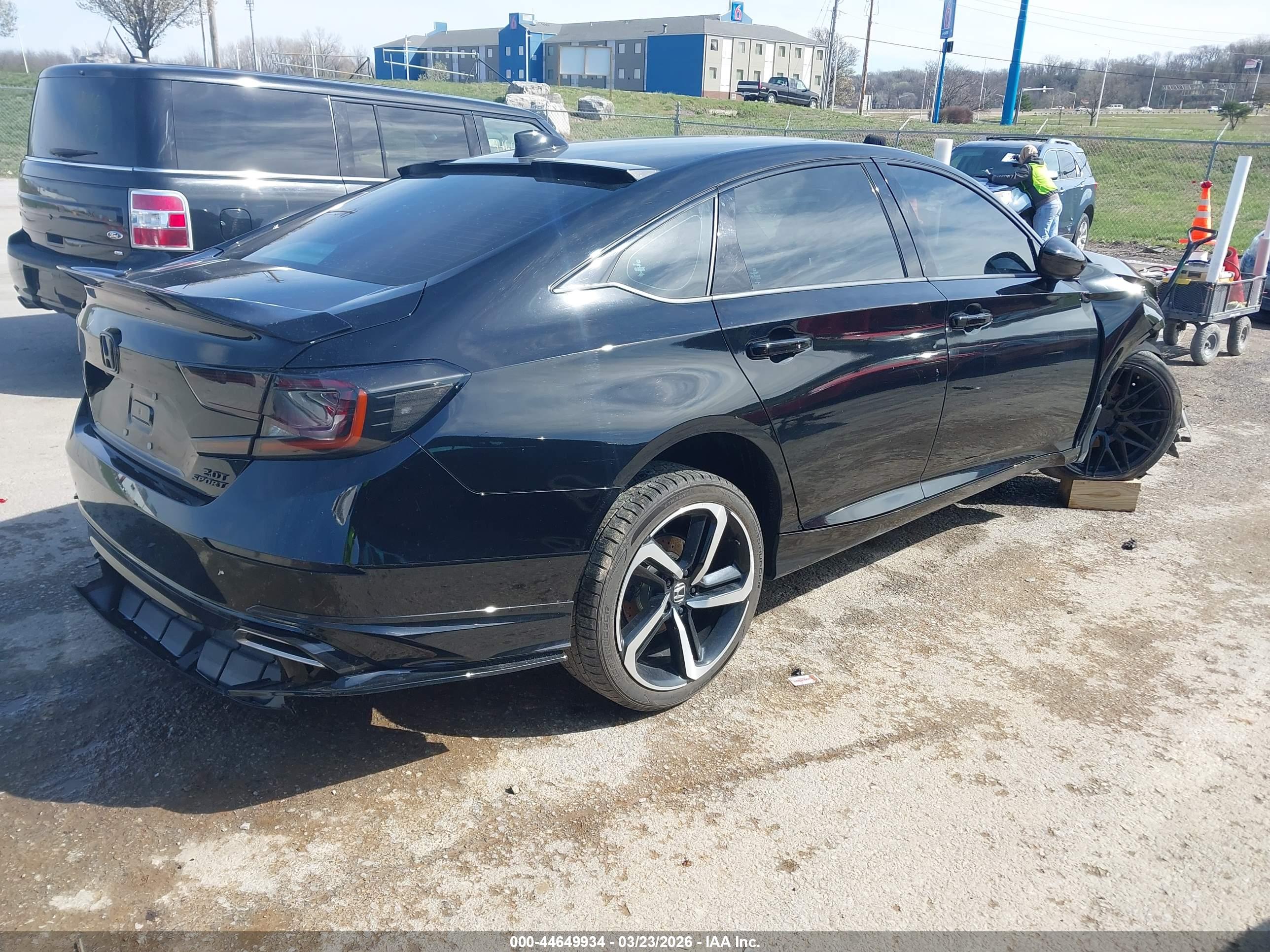 HONDA ACCORD image 4