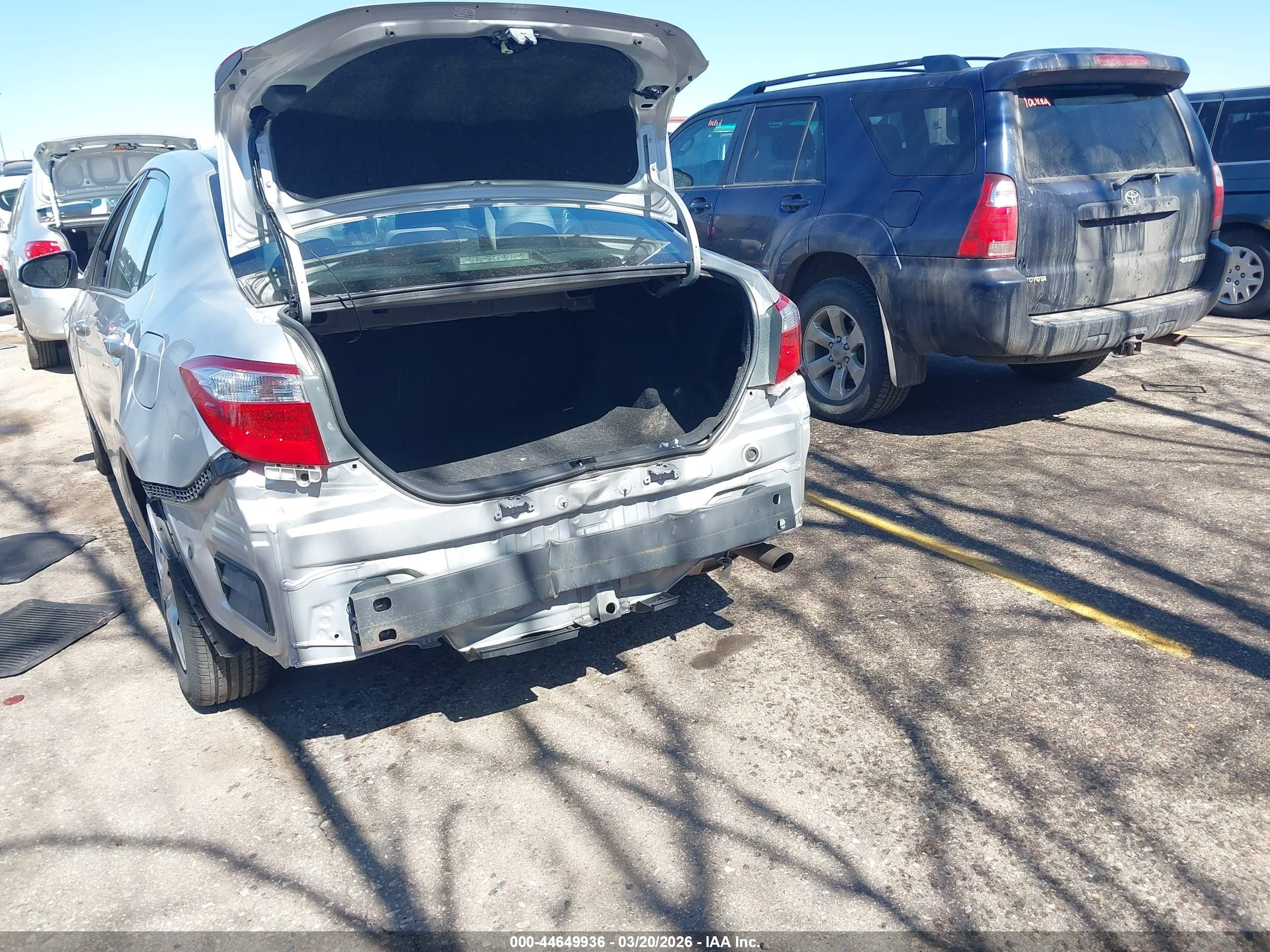 TOYOTA COROLLA image 6