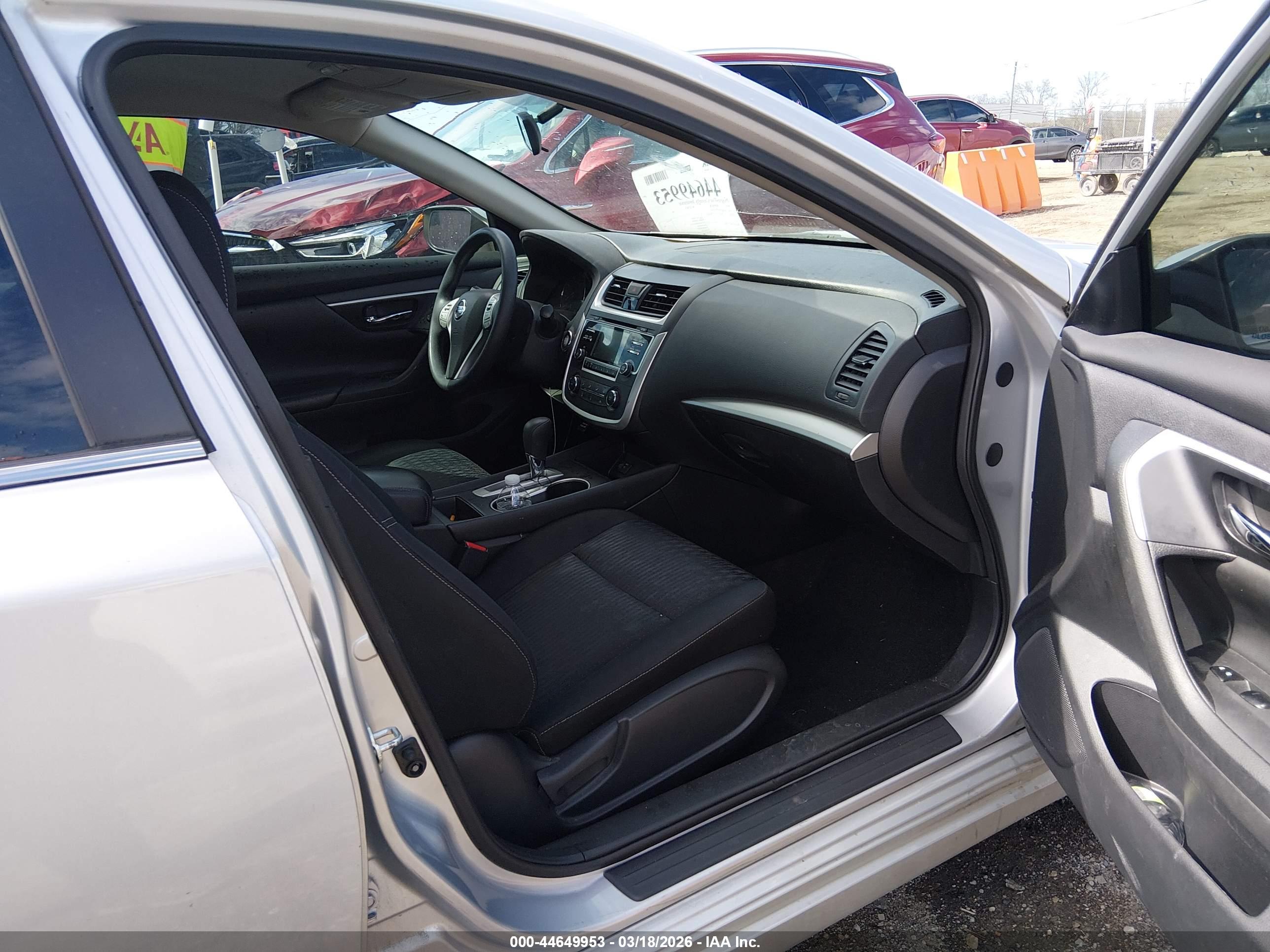 NISSAN ALTIMA image 5