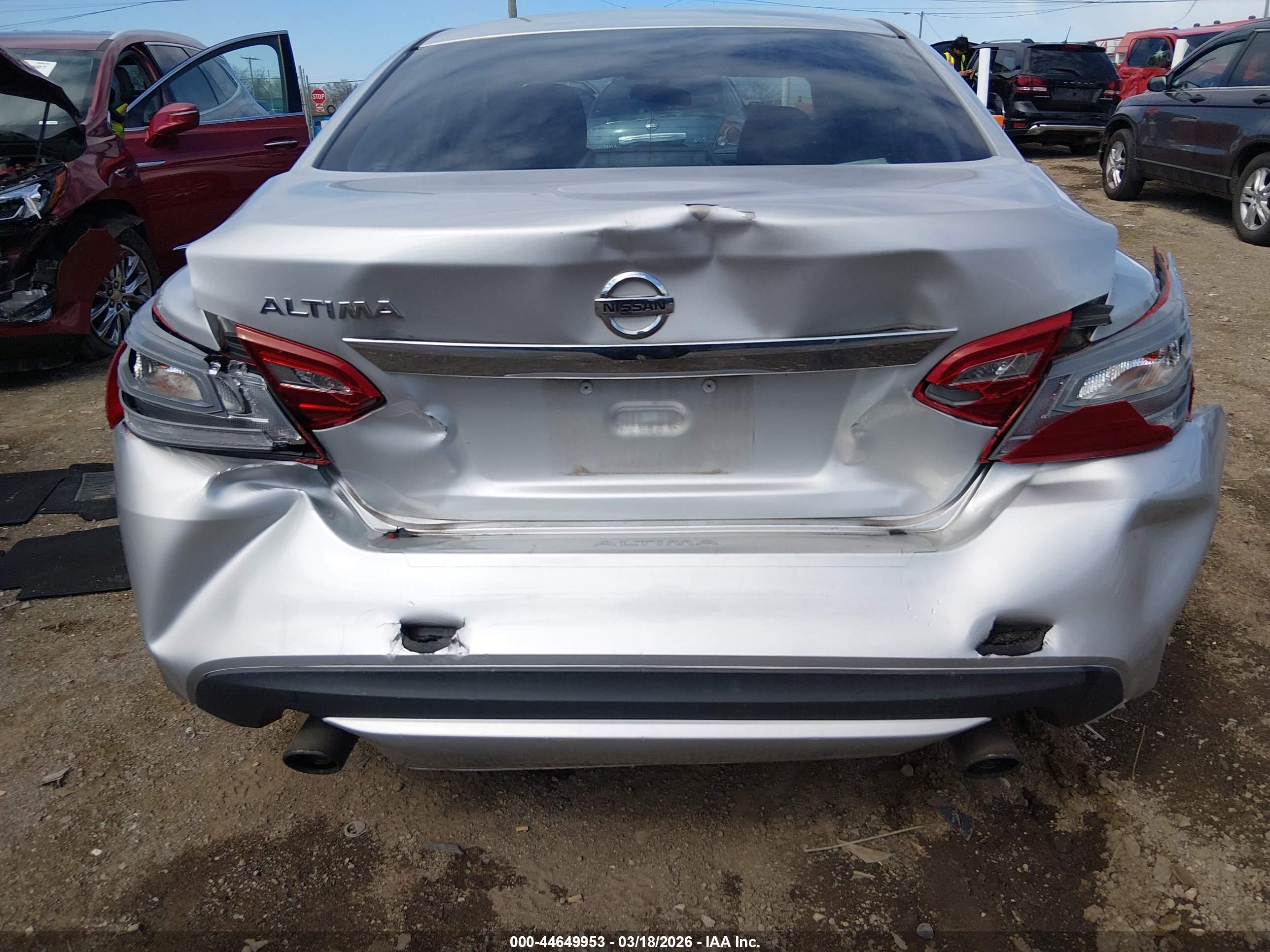NISSAN ALTIMA image 6