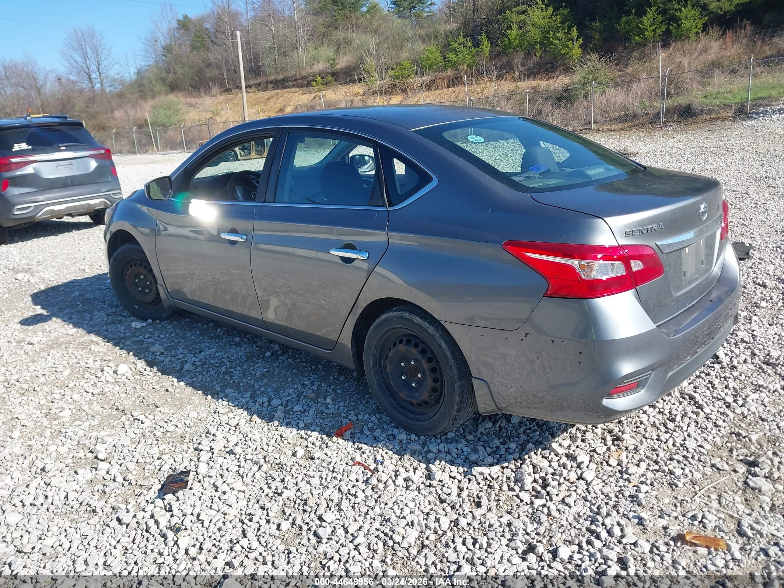 NISSAN SENTRA image 3