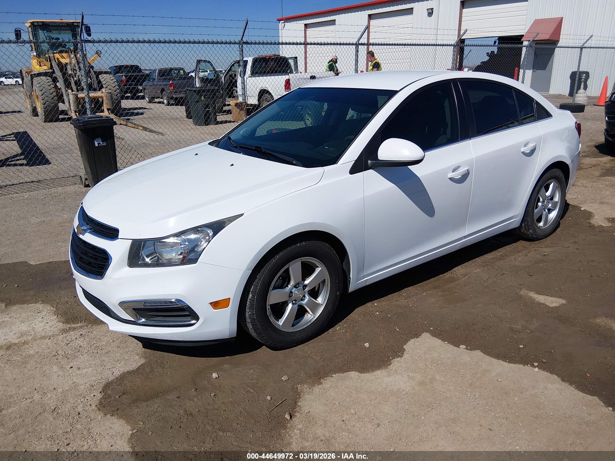 CHEVROLET CRUZE image 2