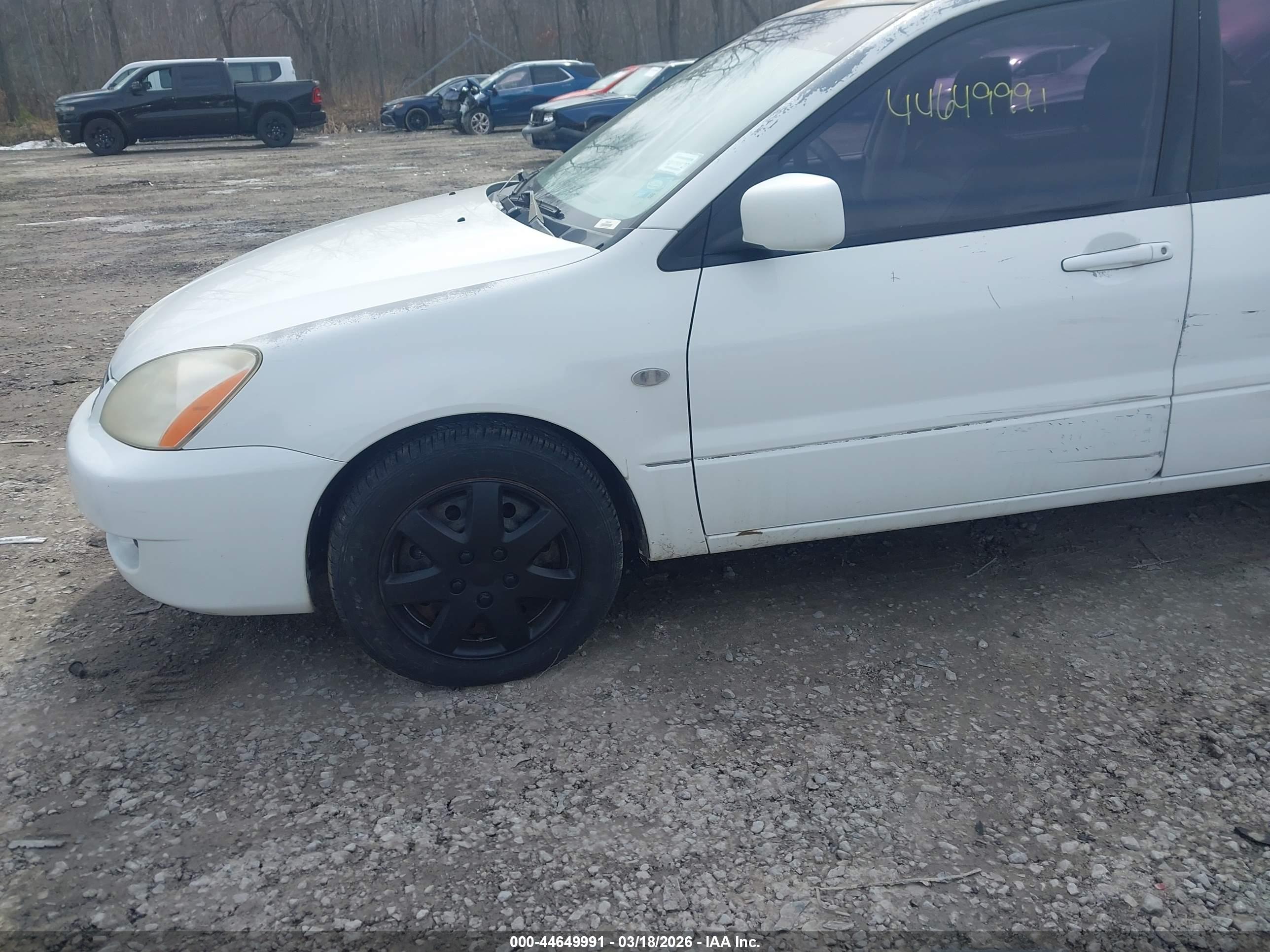 MITSUBISHI LANCER image 6