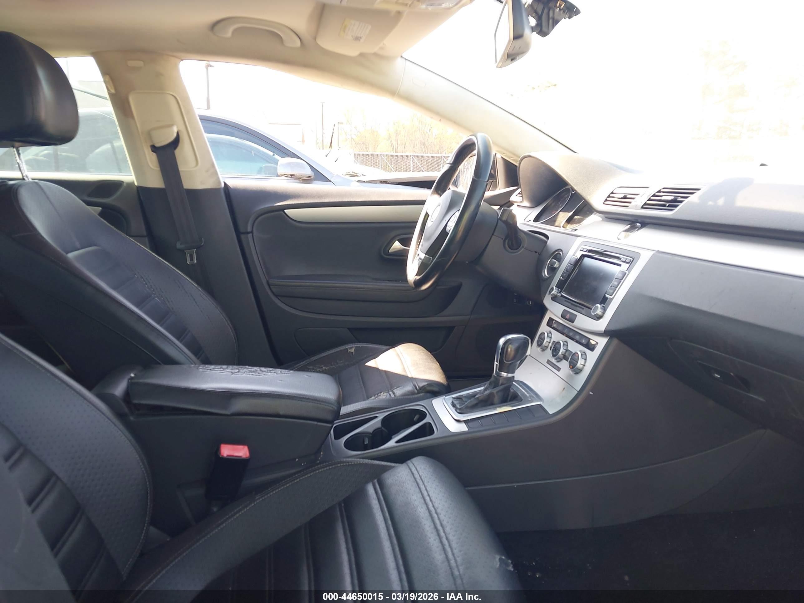 VOLKSWAGEN CC image 5