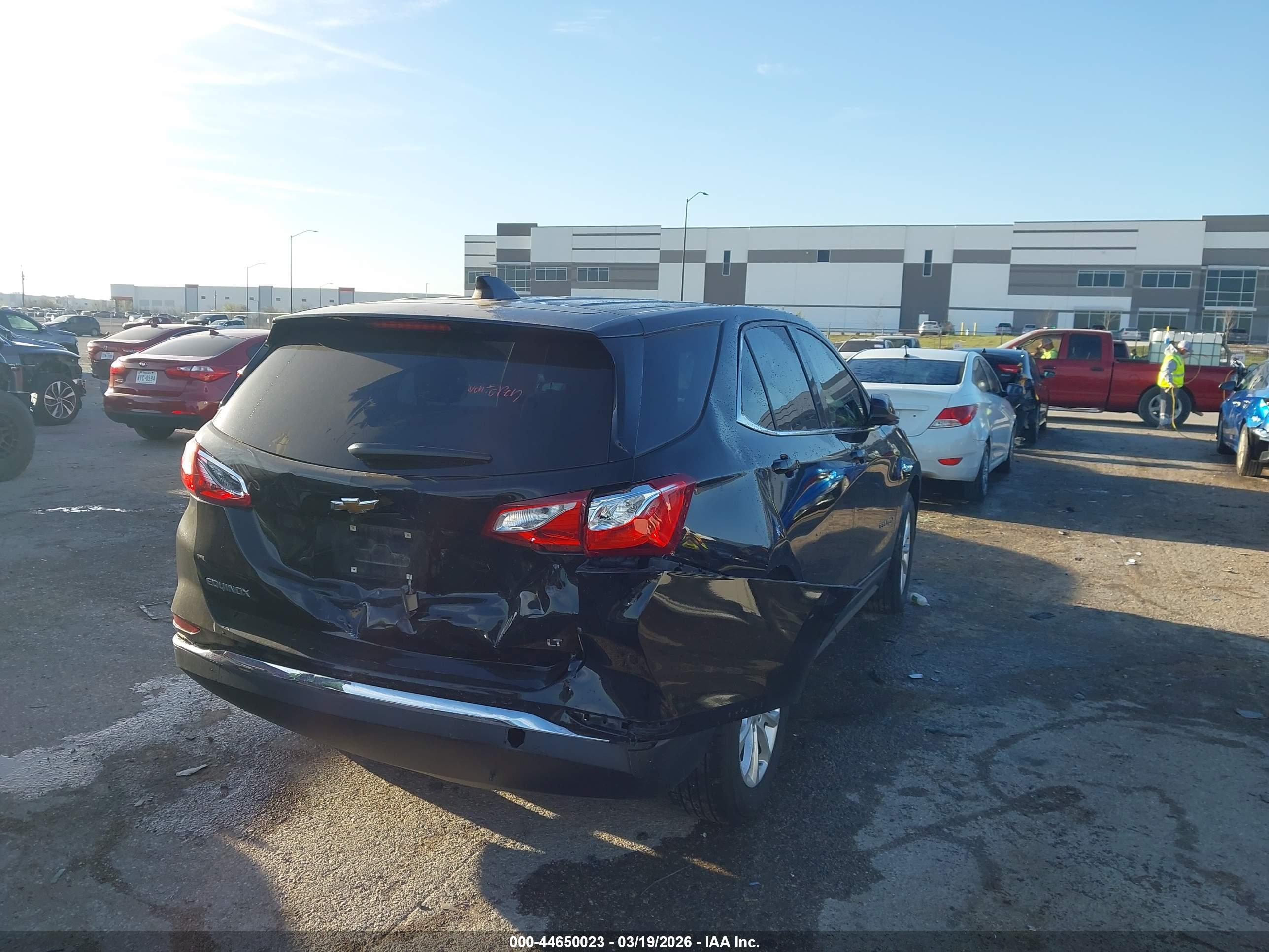 CHEVROLET EQUINOX image 4