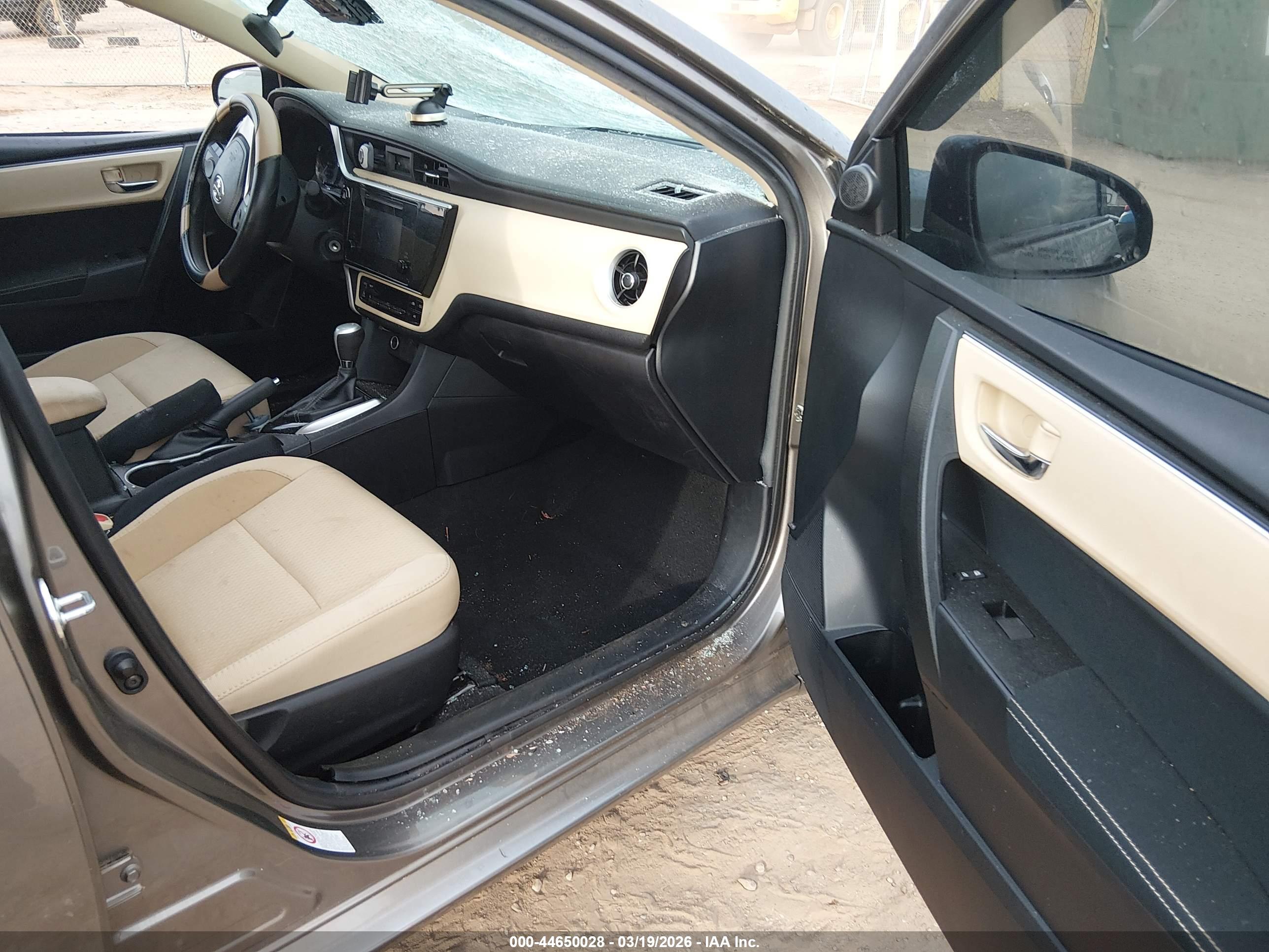 TOYOTA COROLLA image 5