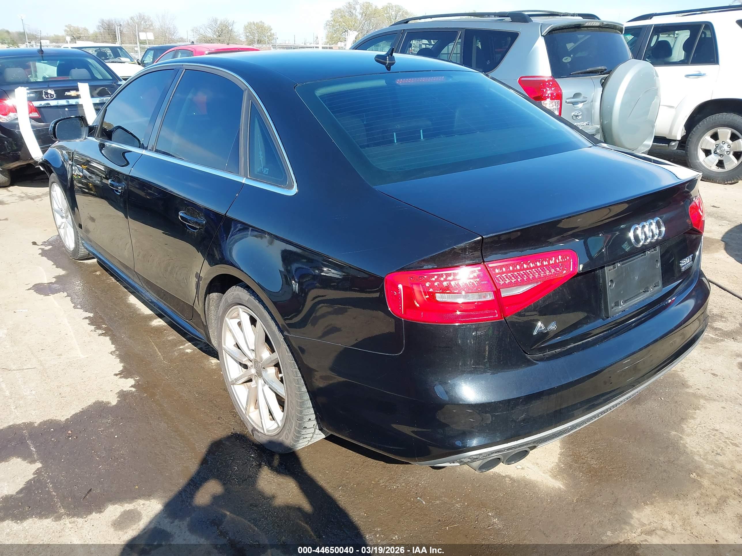 AUDI A4 image 3