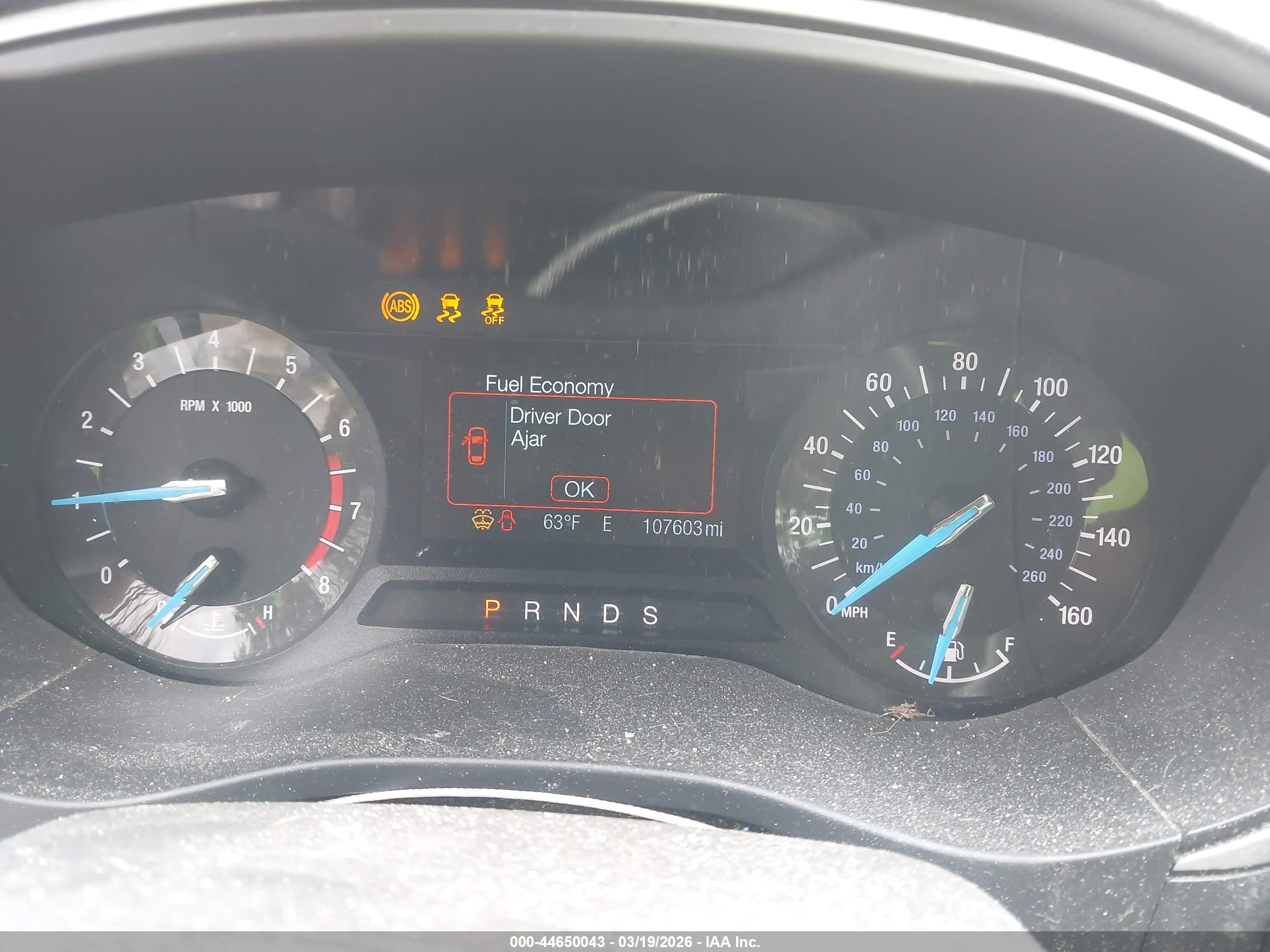 FORD FUSION image 7
